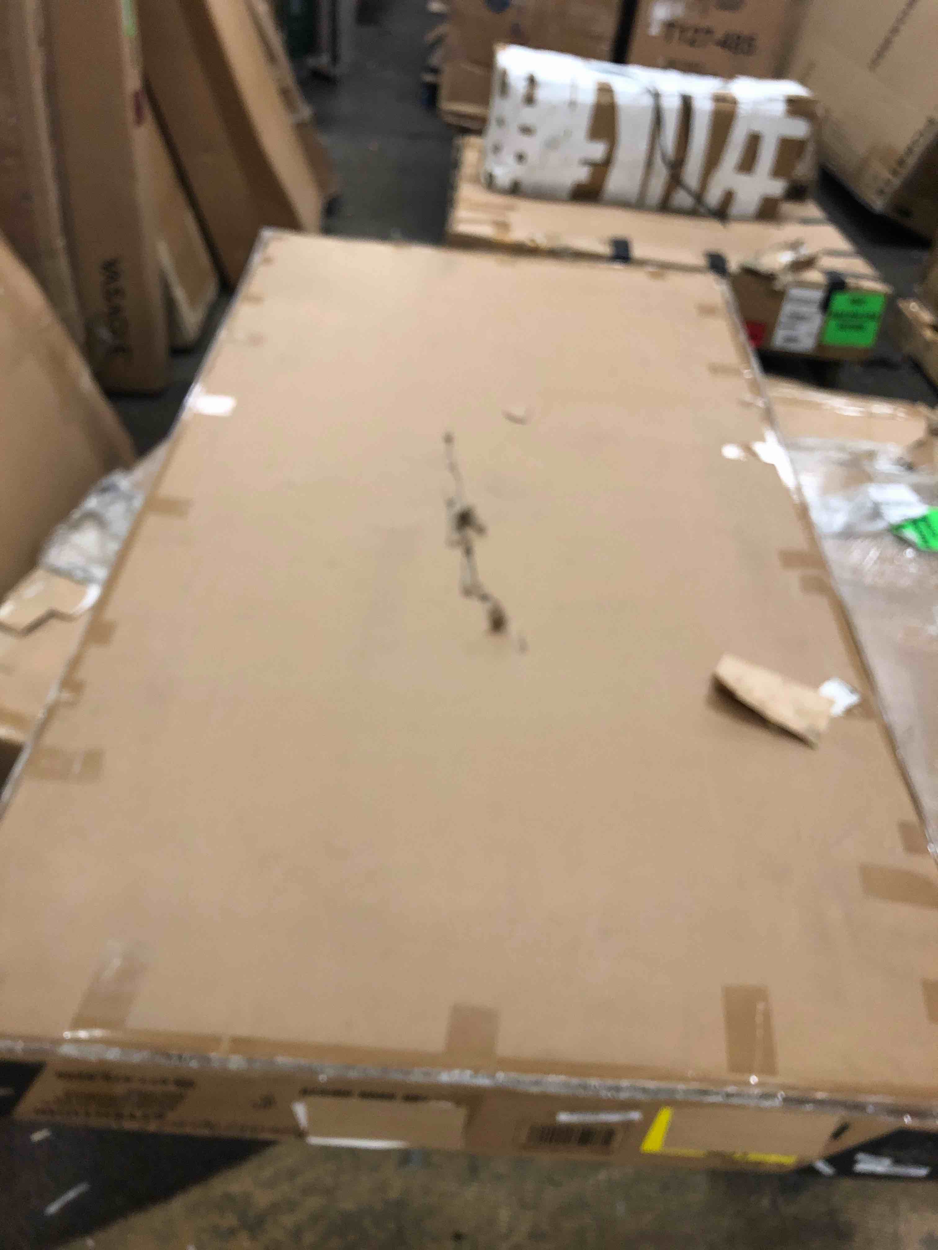 https://s3.amazonaws.com/lotting-images-prod/phillipi/RED4126881_1690564143699.jpeg