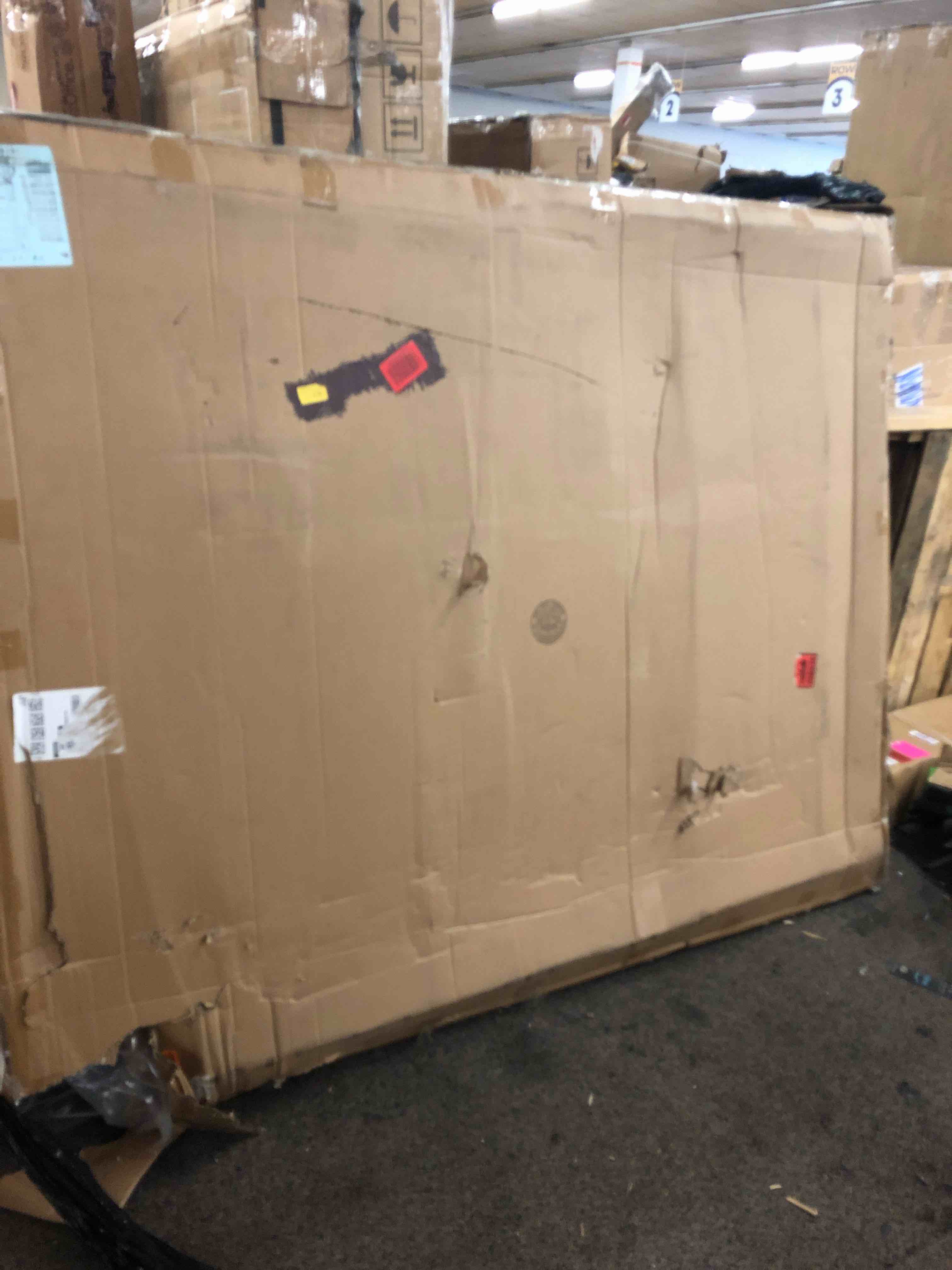https://s3.amazonaws.com/lotting-images-prod/phillipi/RED4126890_1690569287548.jpeg