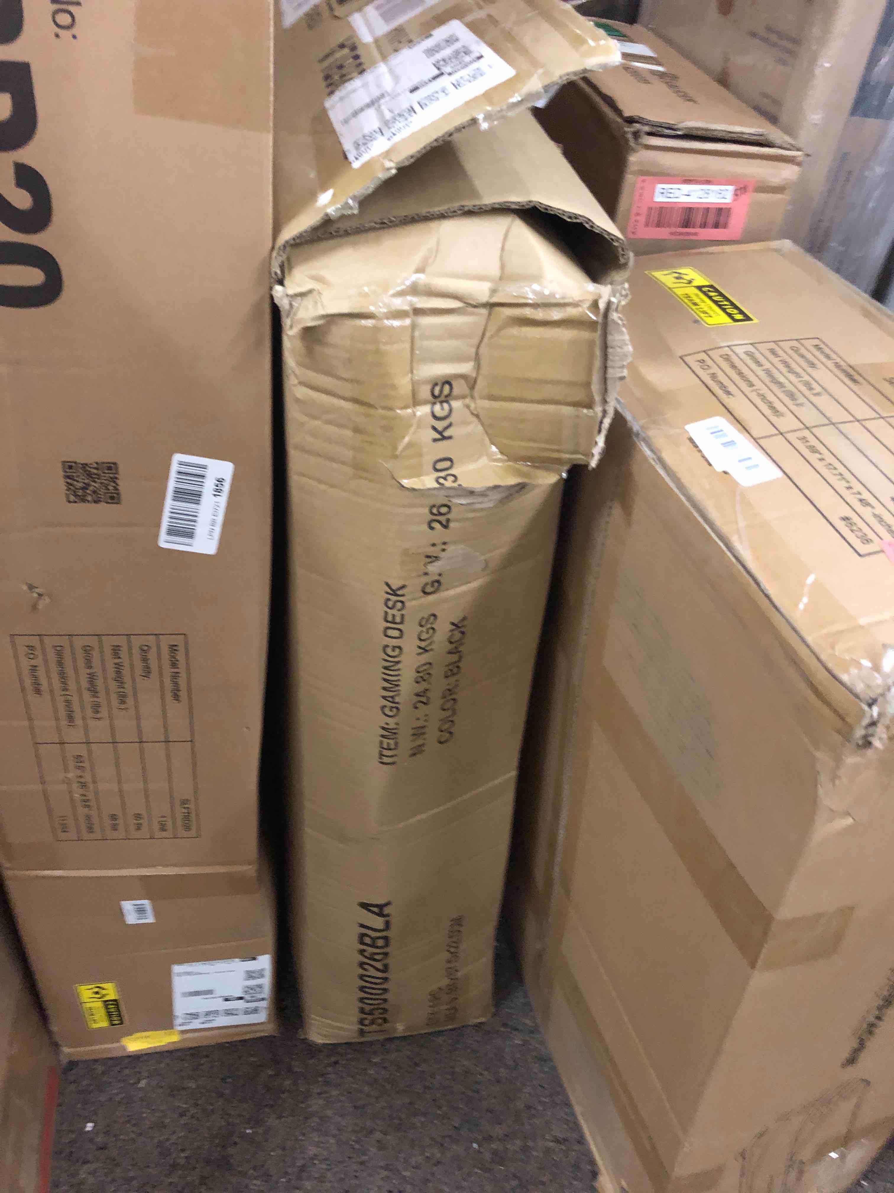 https://s3.amazonaws.com/lotting-images-prod/phillipi/RED4128166_1692197750951.jpeg