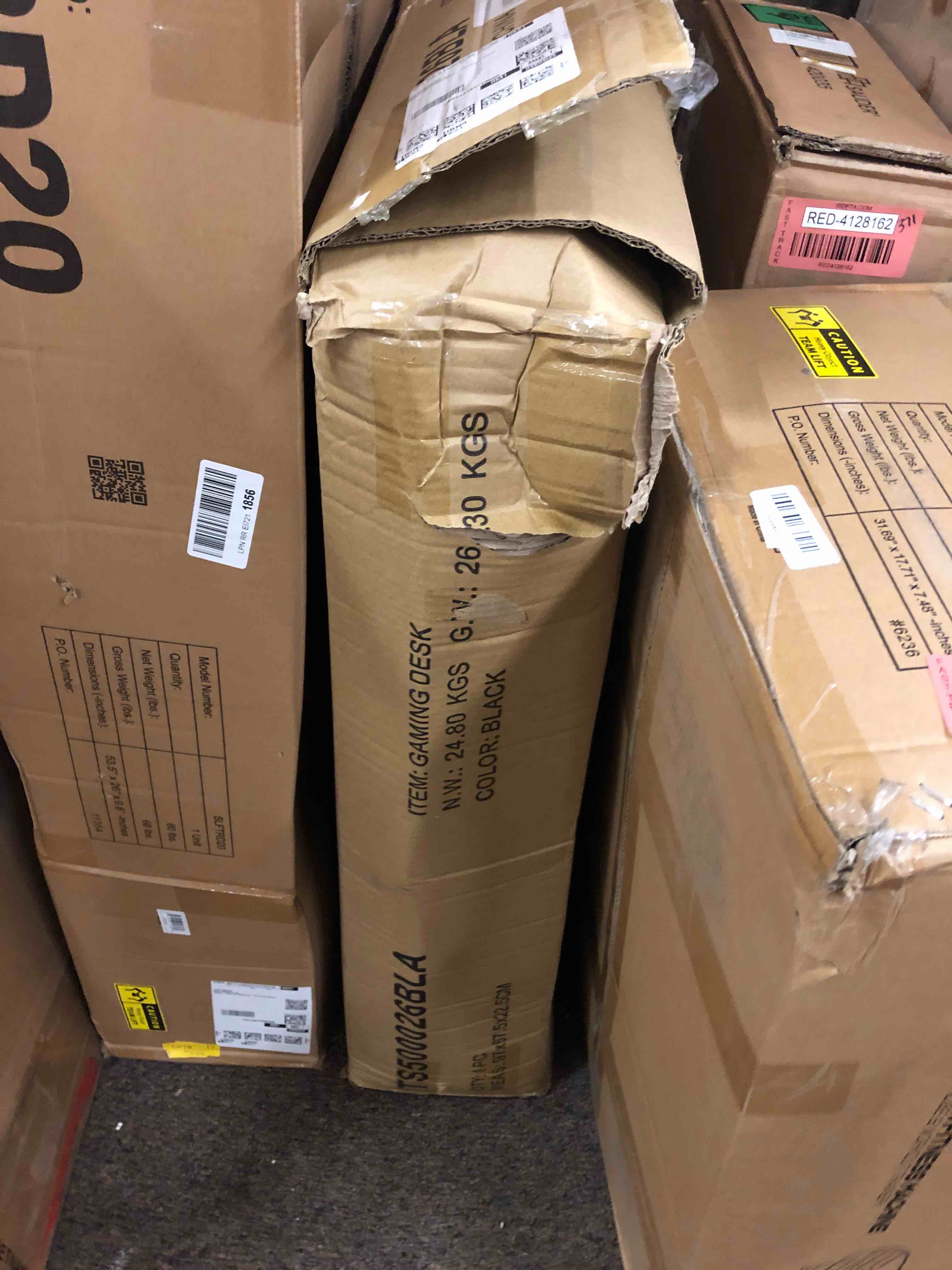 https://s3.amazonaws.com/lotting-images-prod/phillipi/RED4128166_1692197752394.jpeg