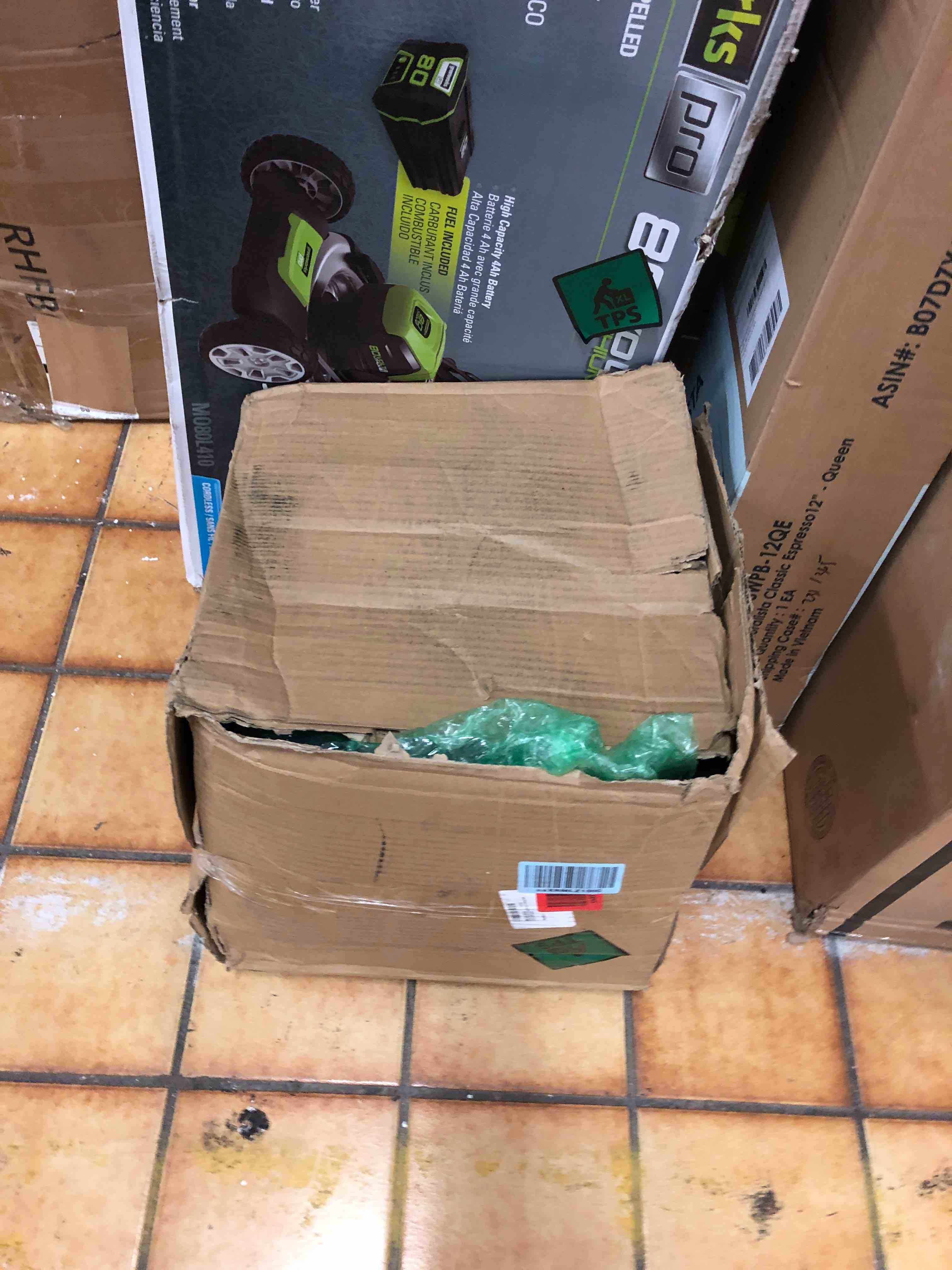 https://s3.amazonaws.com/lotting-images-prod/phillipi/RED4128172_1692200107814.jpeg