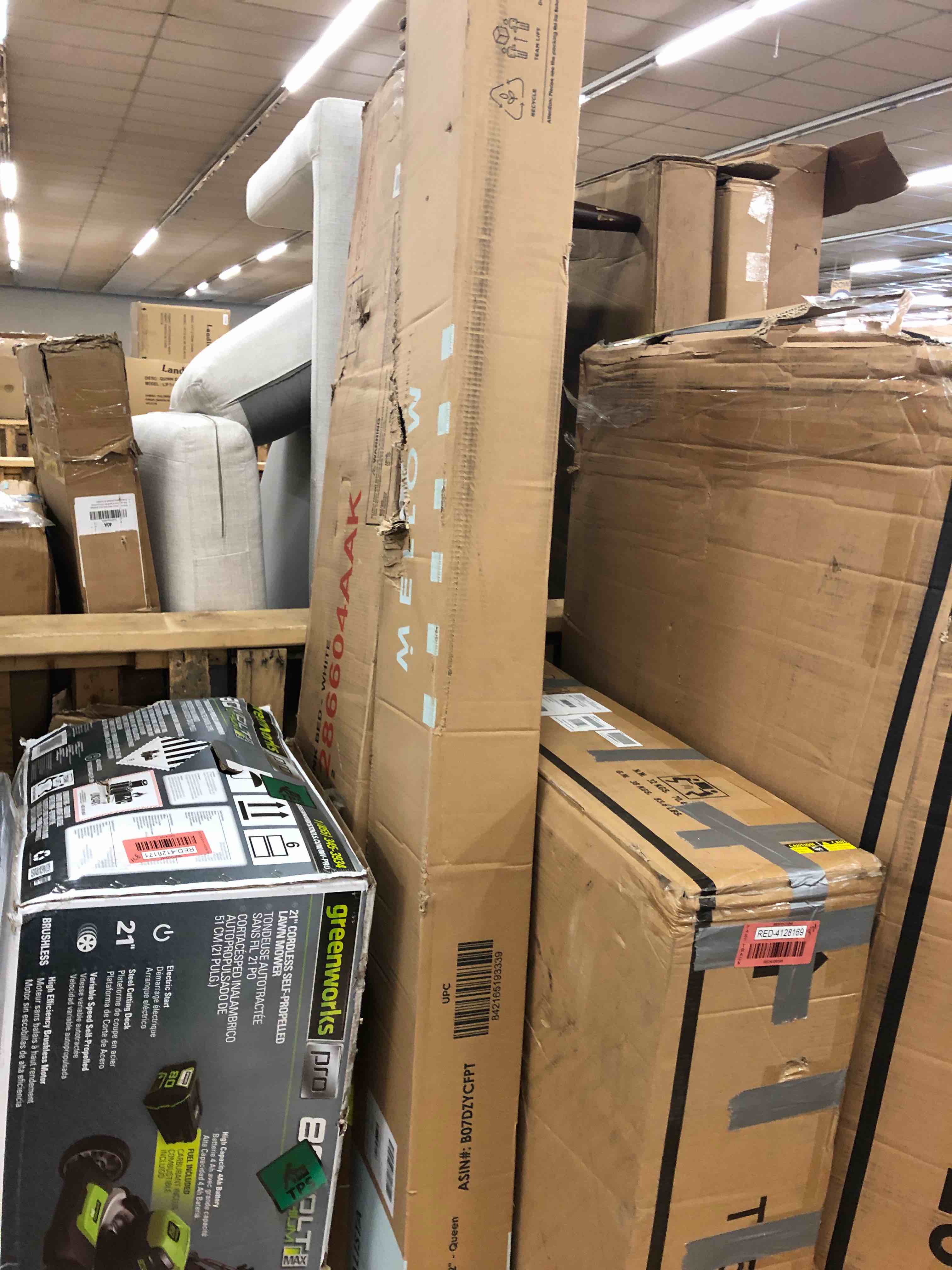 https://s3.amazonaws.com/lotting-images-prod/phillipi/RED4128174_1692199952859.jpeg