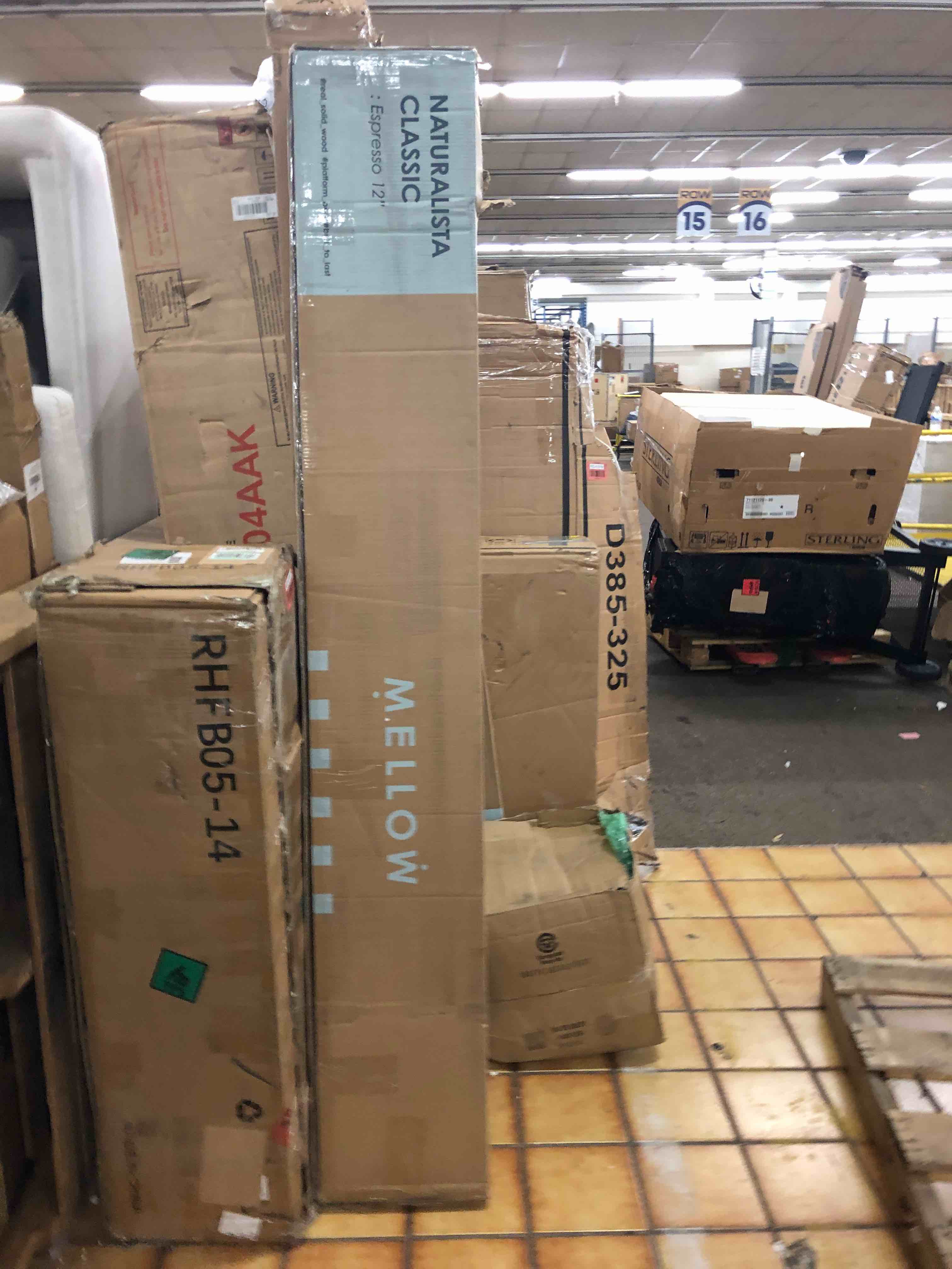 https://s3.amazonaws.com/lotting-images-prod/phillipi/RED4128176_1692200257793.jpeg