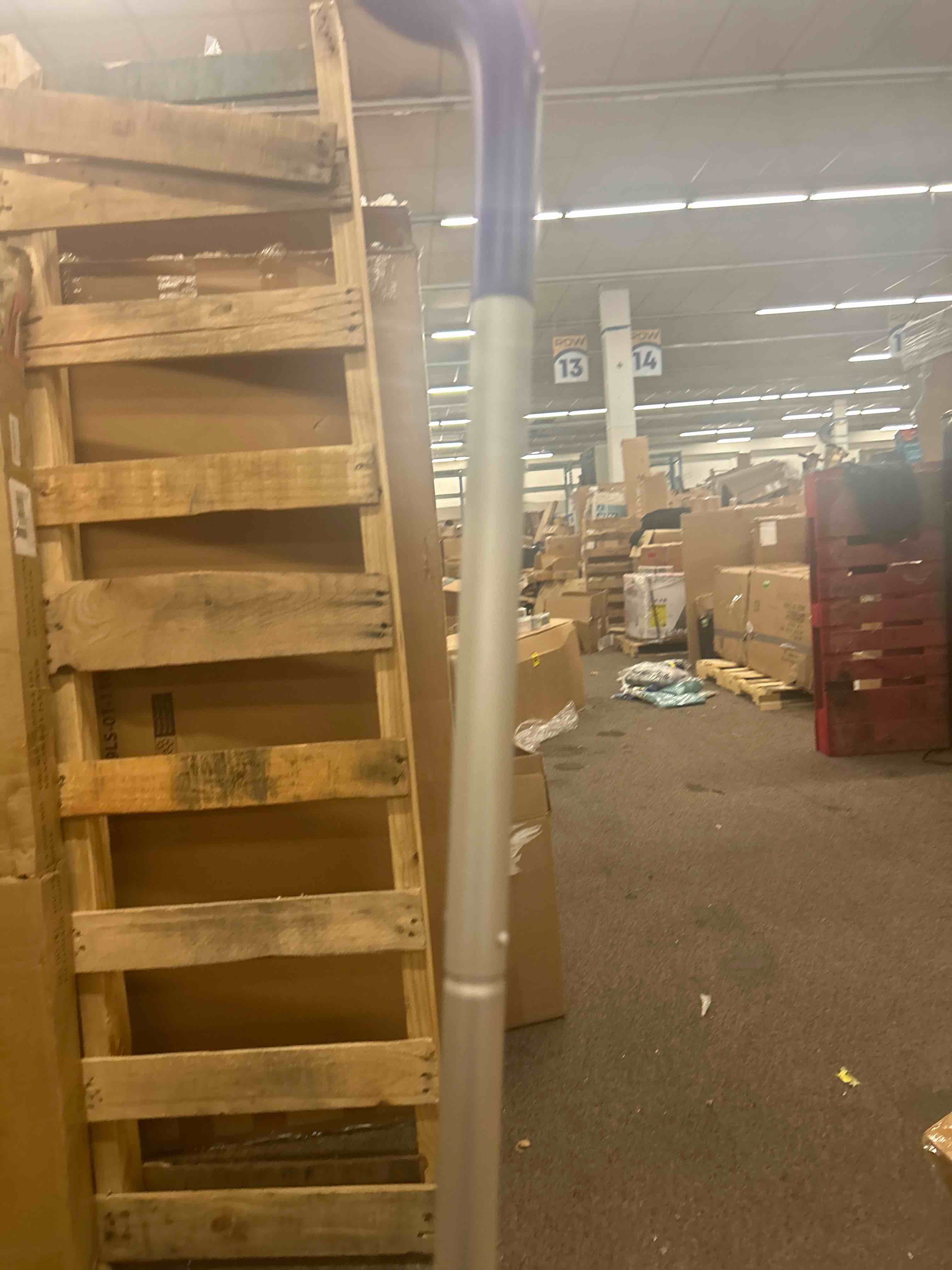 https://s3.amazonaws.com/lotting-images-prod/phillipi/RED4128554_1693597071441.jpeg