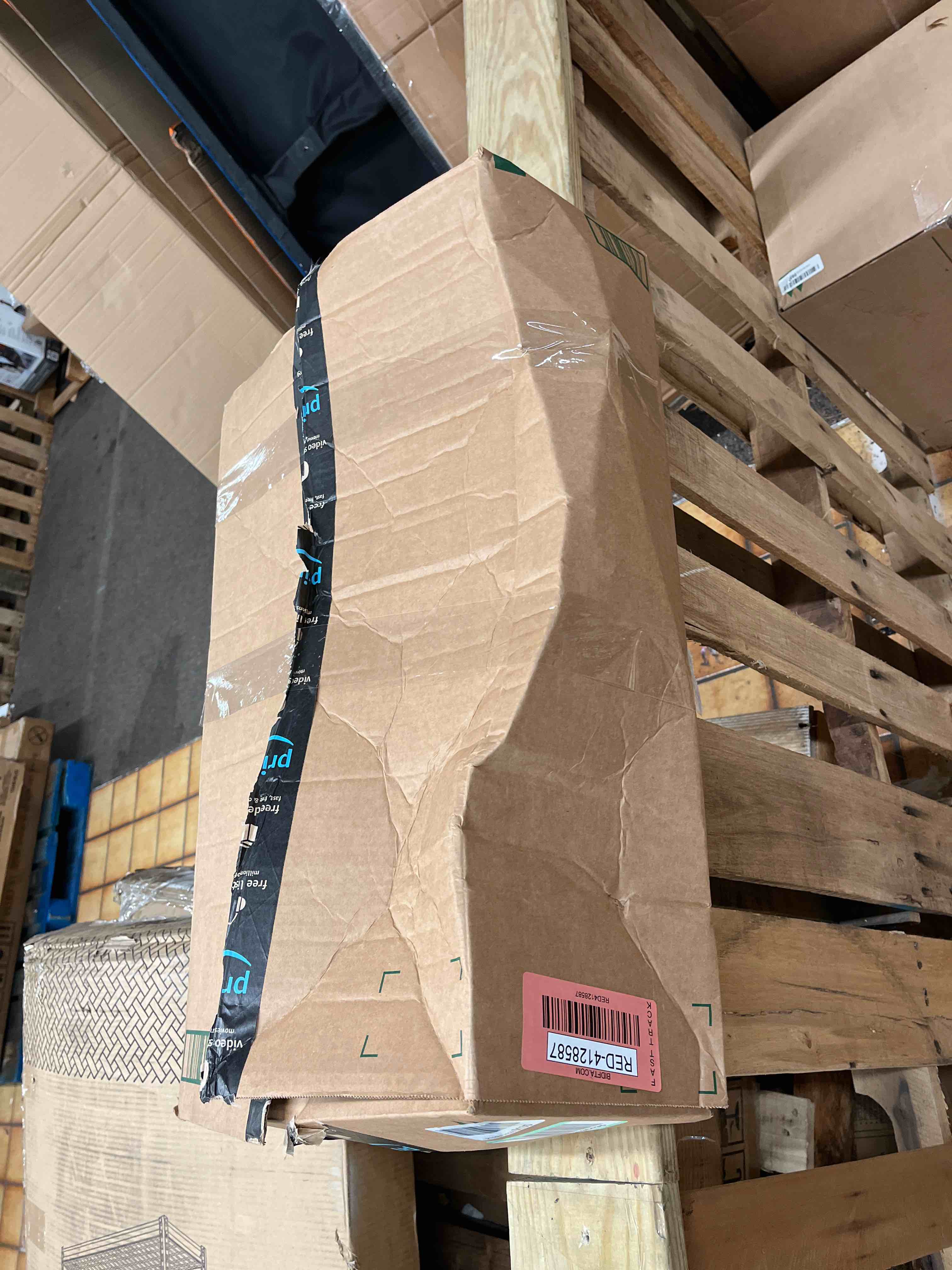 https://s3.amazonaws.com/lotting-images-prod/phillipi/RED4128587_1695143987706.jpeg