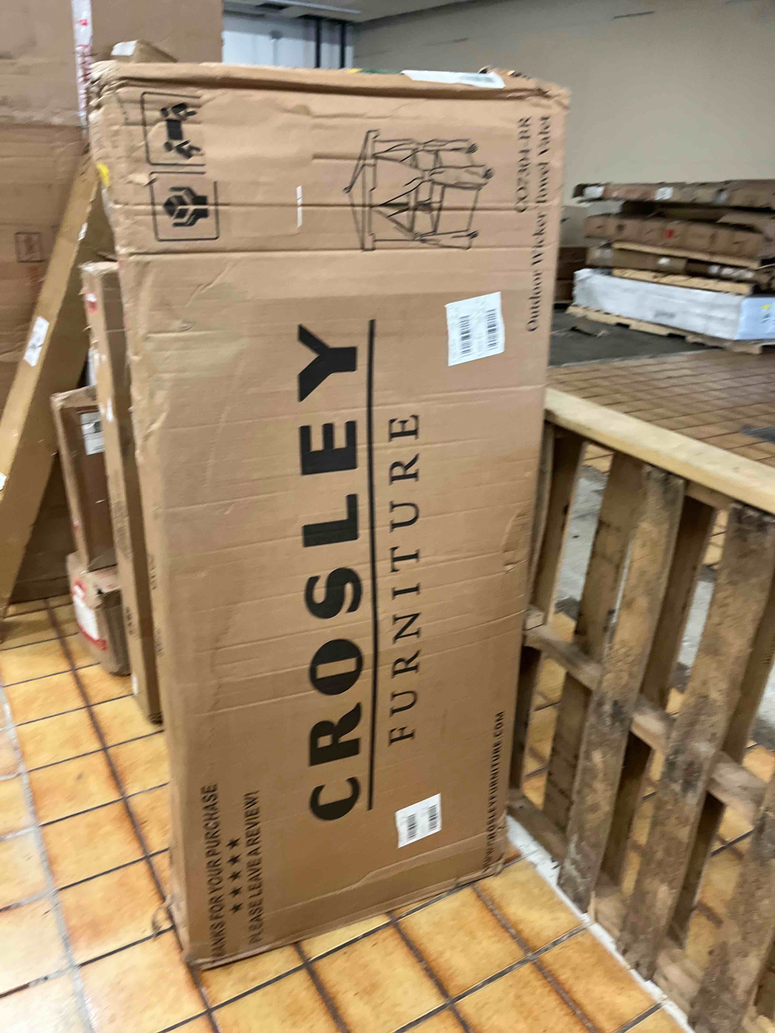 https://s3.amazonaws.com/lotting-images-prod/phillipi/RED4128589_1695151352907.jpeg