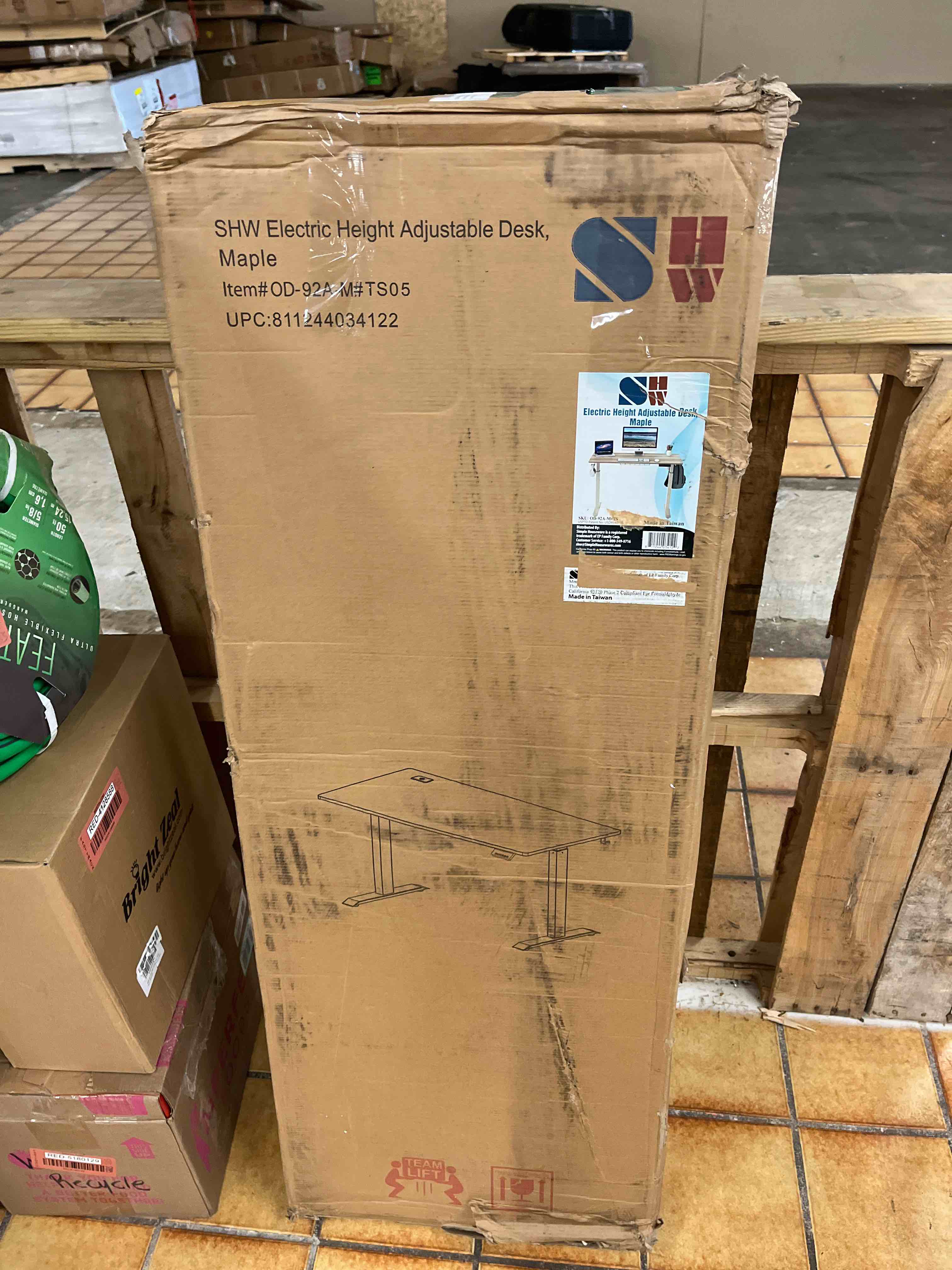 https://s3.amazonaws.com/lotting-images-prod/phillipi/RED4128592_1695146215916.jpeg