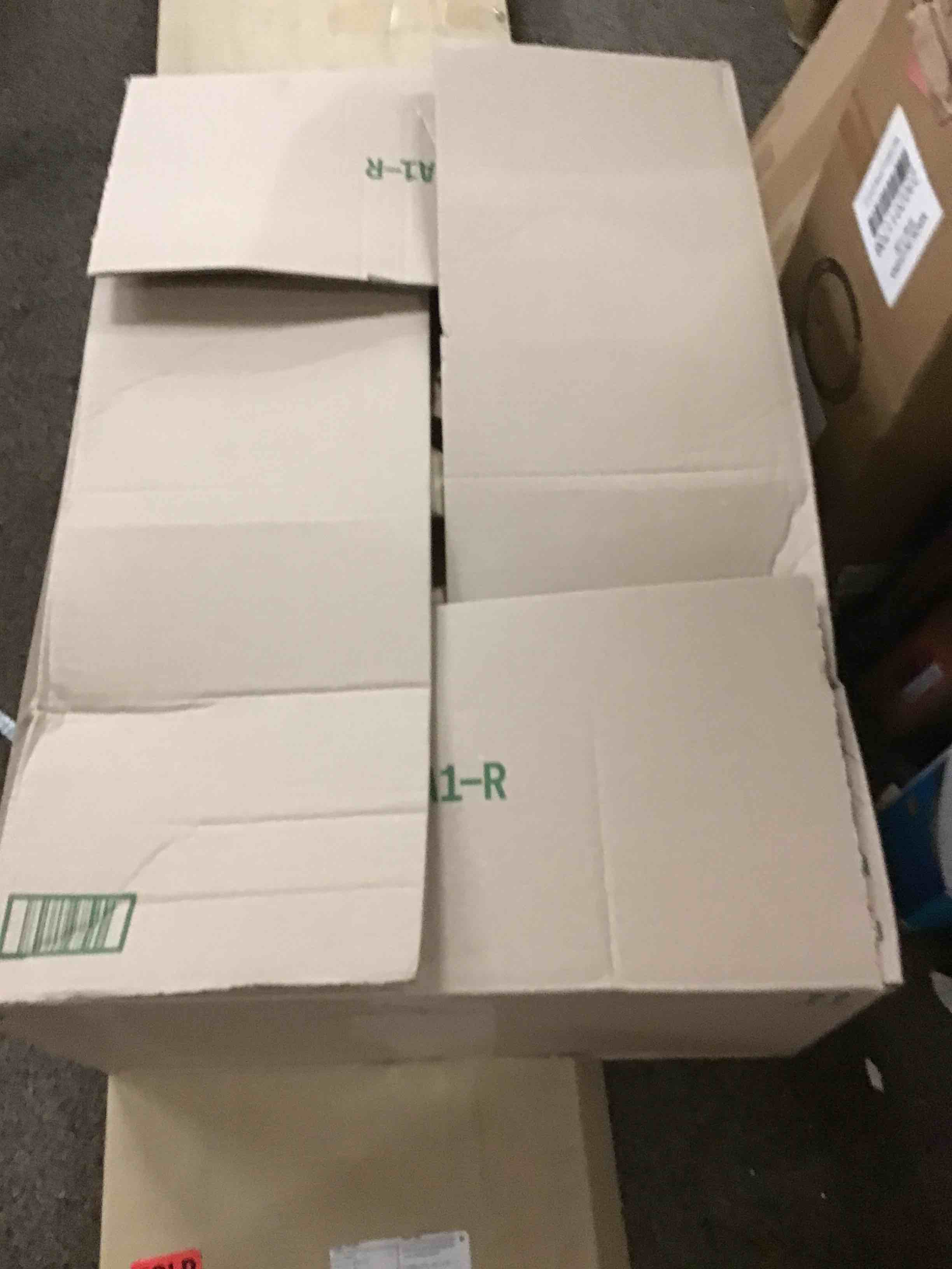 https://s3.amazonaws.com/lotting-images-prod/phillipi/RED4129023_1692992896861.jpeg