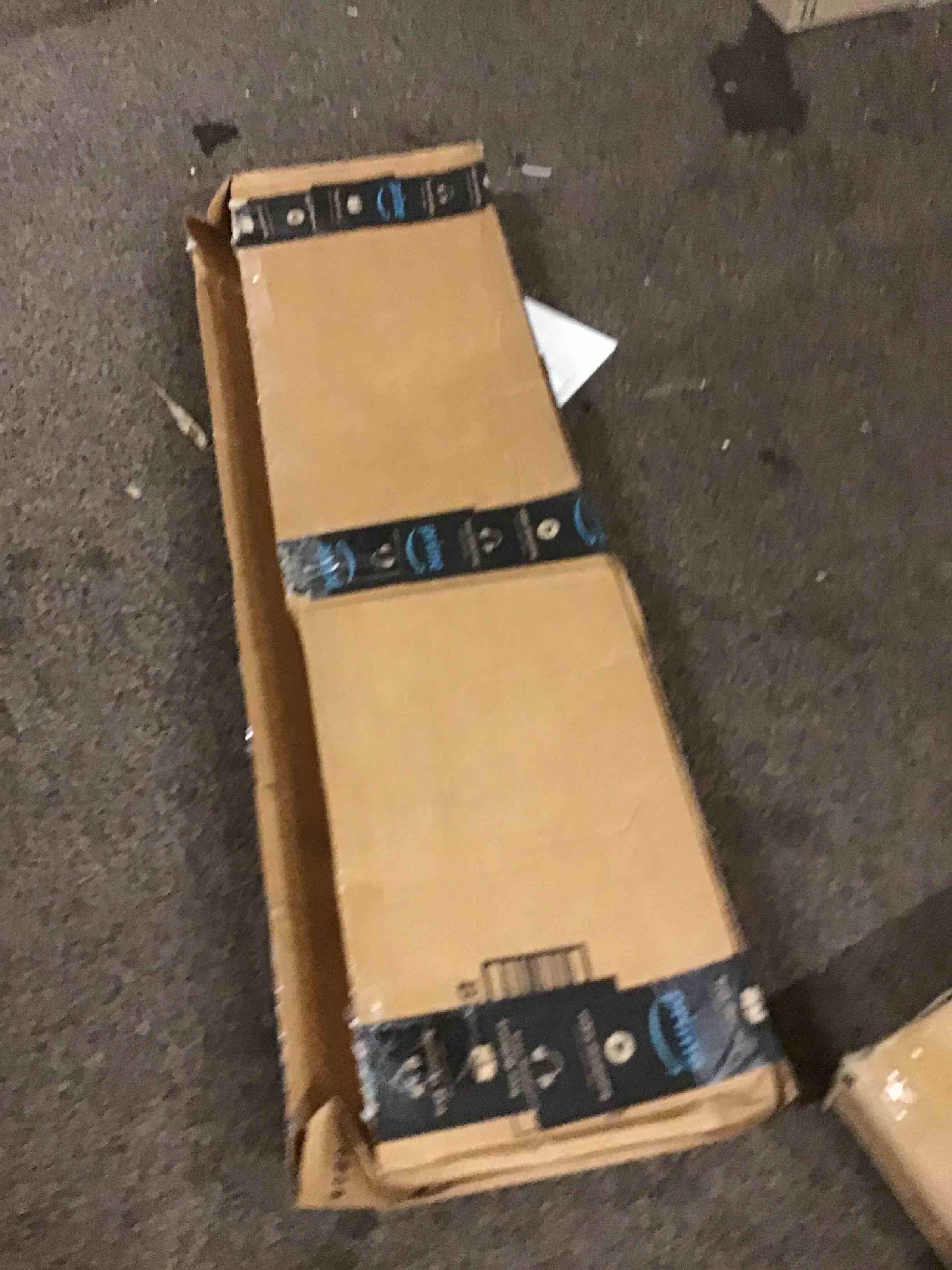 https://s3.amazonaws.com/lotting-images-prod/phillipi/RED4129025_1692992675153.jpeg