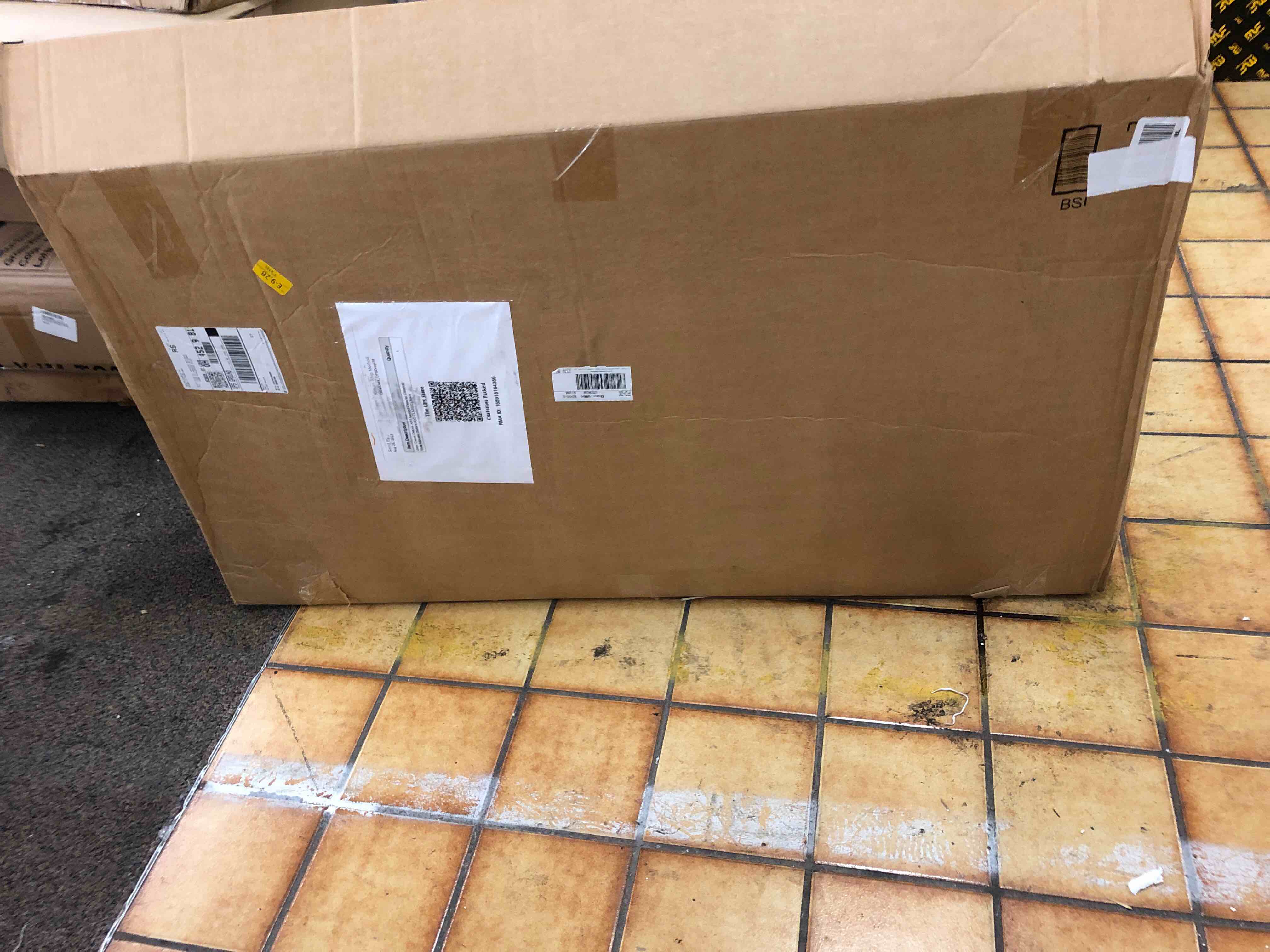 https://s3.amazonaws.com/lotting-images-prod/phillipi/RED4129836_1694524655684.jpeg