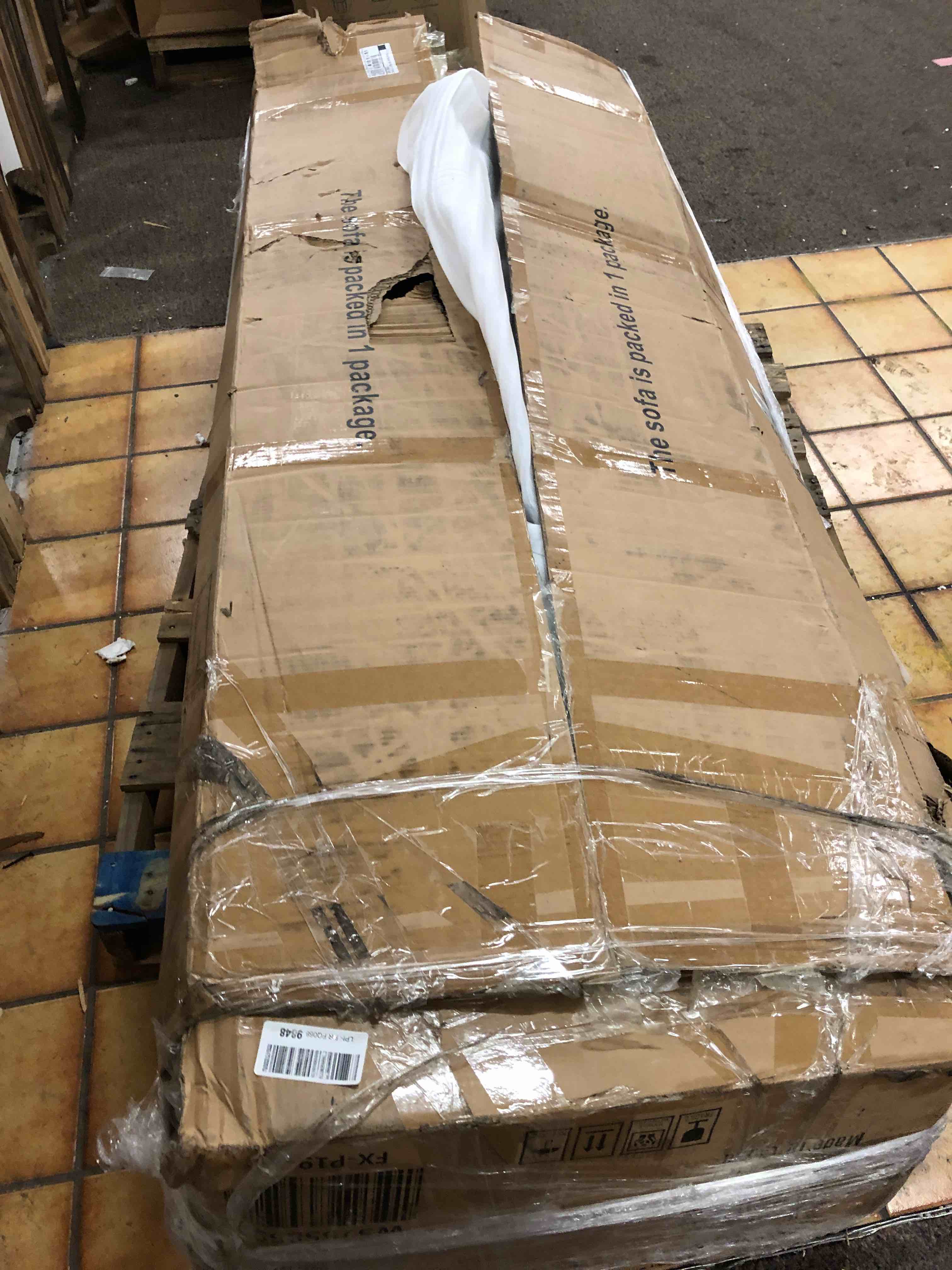 https://s3.amazonaws.com/lotting-images-prod/phillipi/RED4129839_1694522633018.jpeg