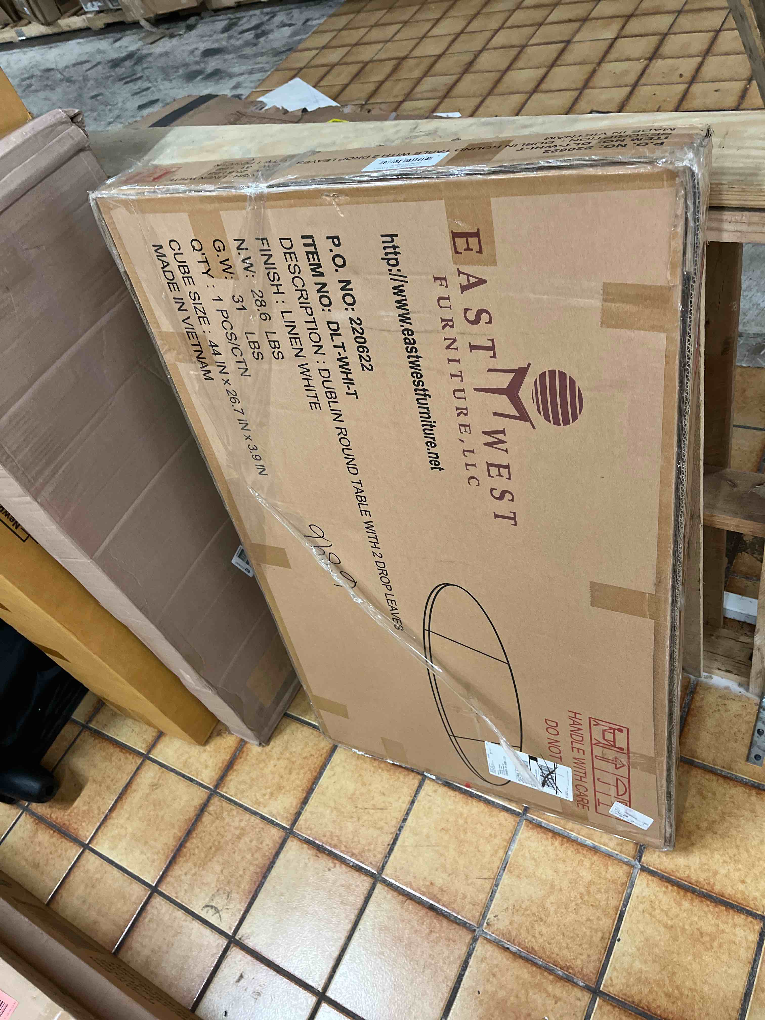 https://s3.amazonaws.com/lotting-images-prod/phillipi/RED4130100_1697829060136.jpeg