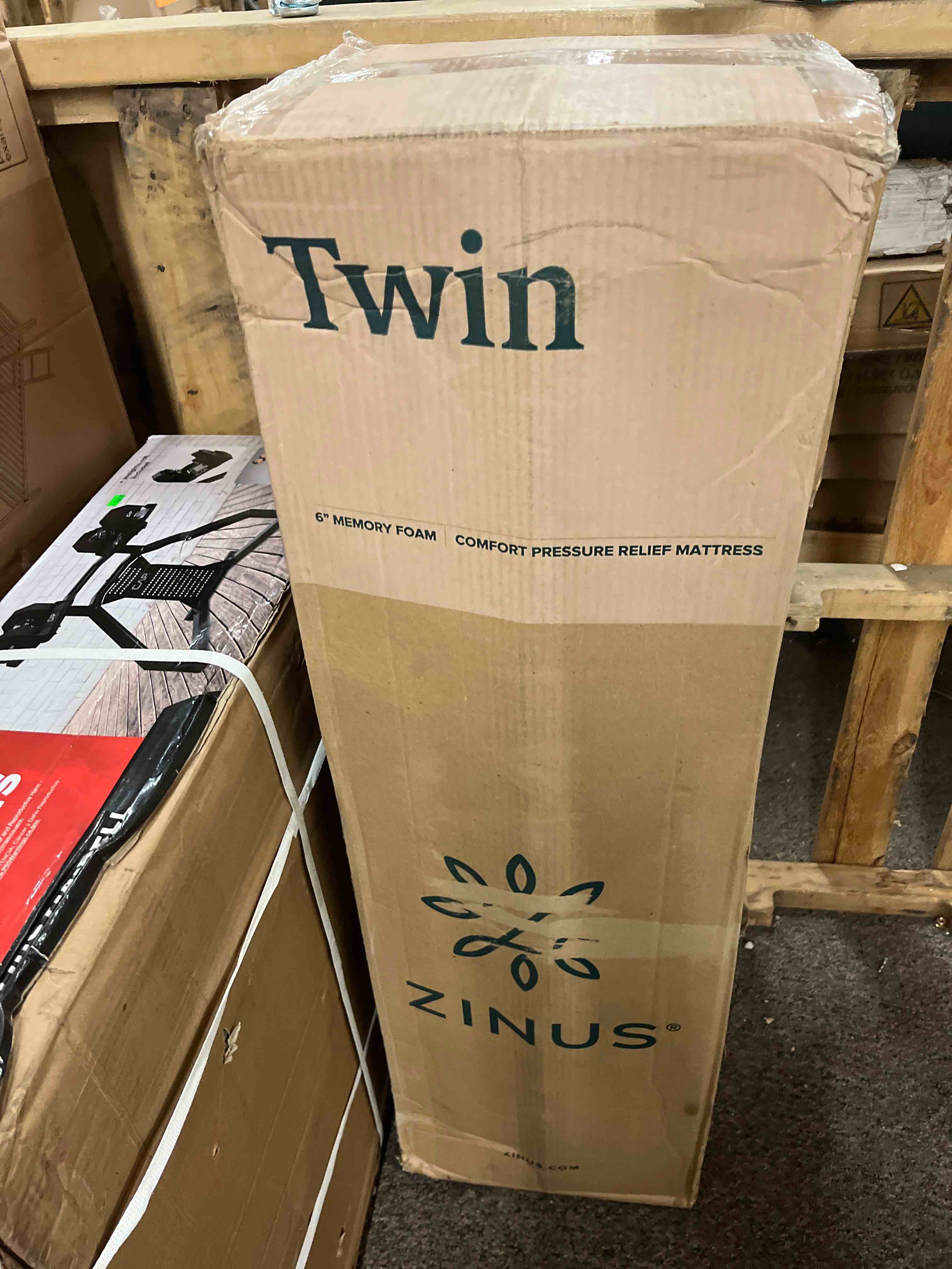 https://s3.amazonaws.com/lotting-images-prod/phillipi/RED4130879_1698266172885.jpeg
