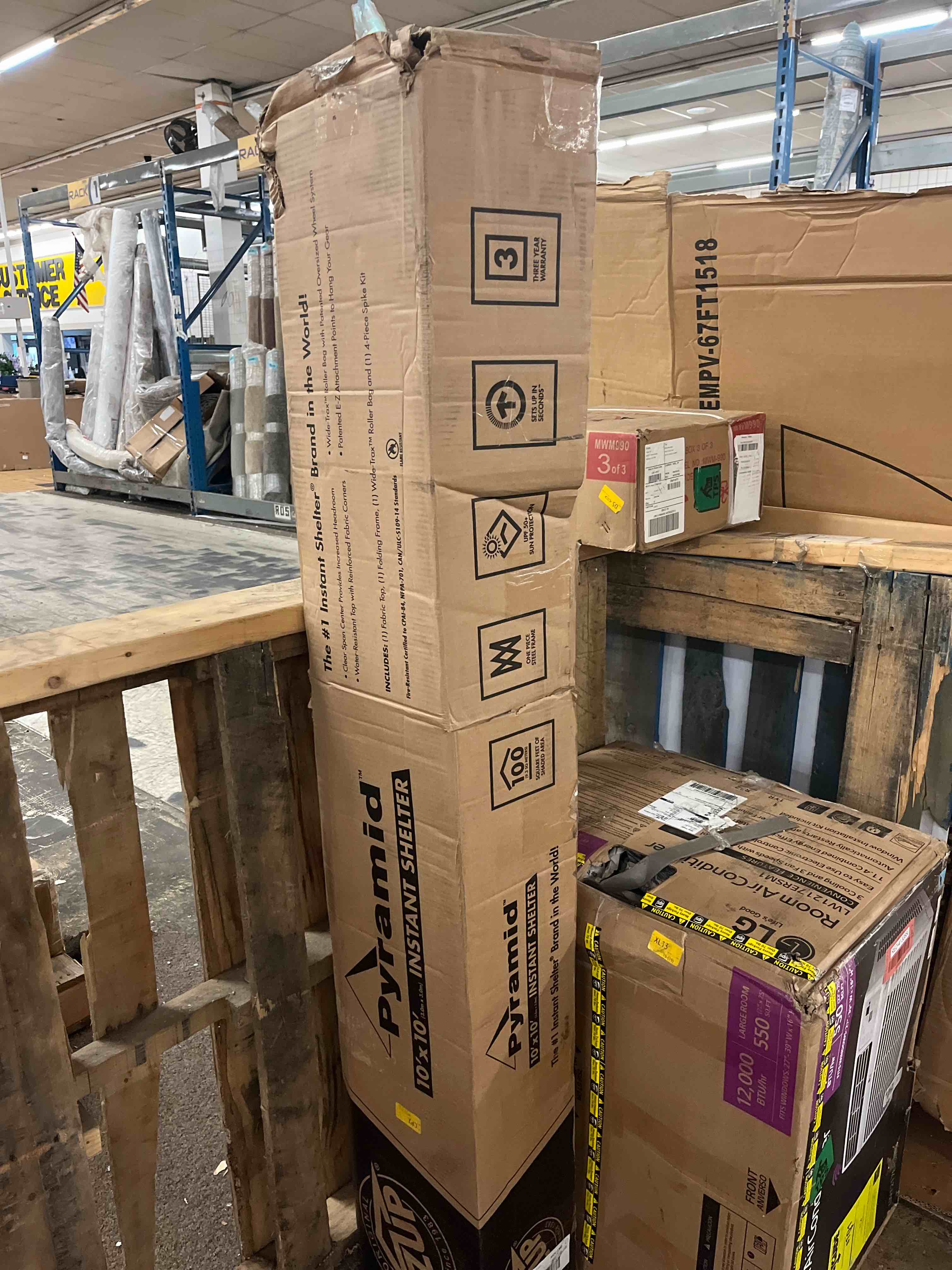 https://s3.amazonaws.com/lotting-images-prod/phillipi/RED4130881_1698266401498.jpeg