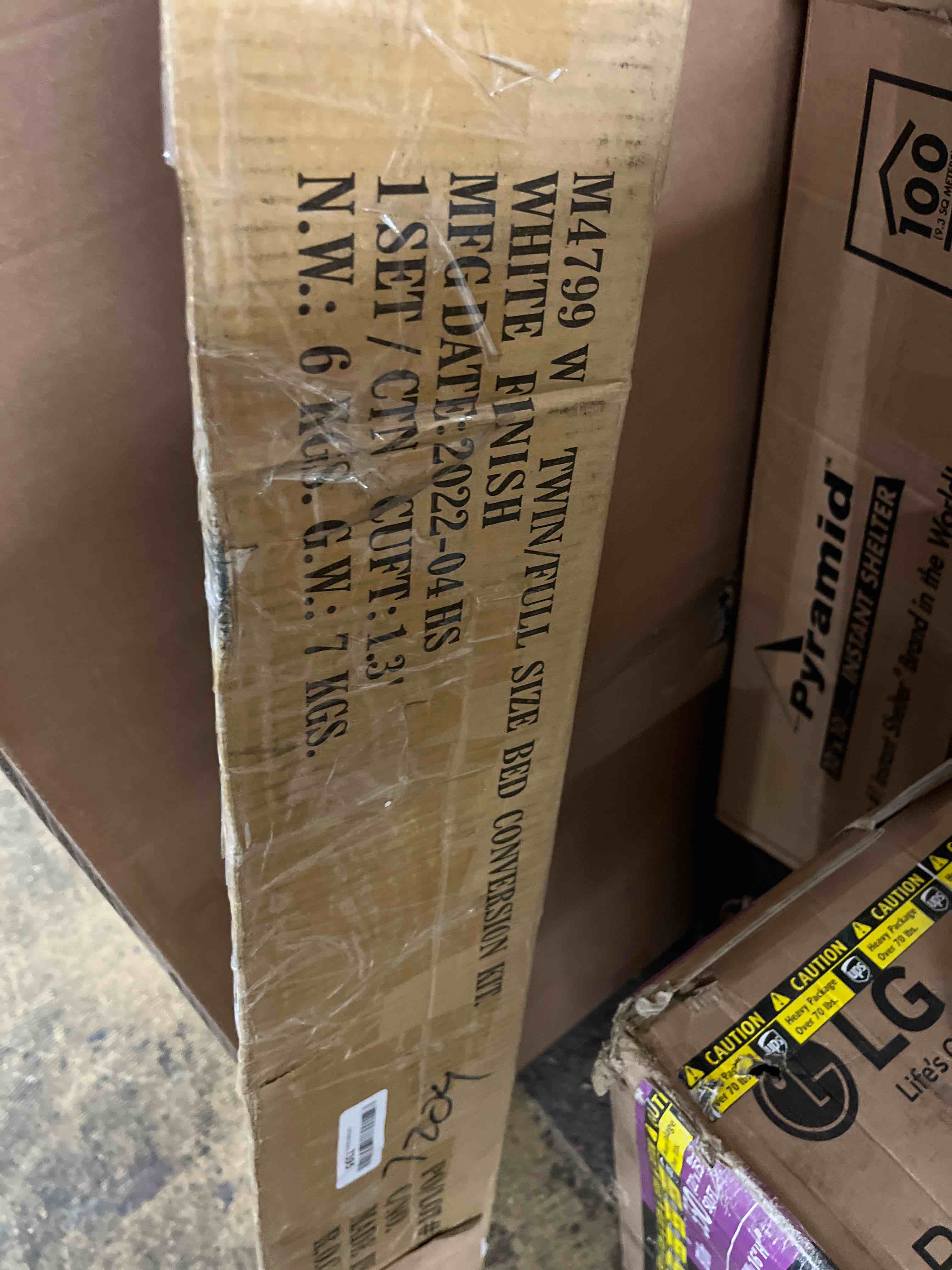 https://s3.amazonaws.com/lotting-images-prod/phillipi/RED4130886_1698267135975.jpeg