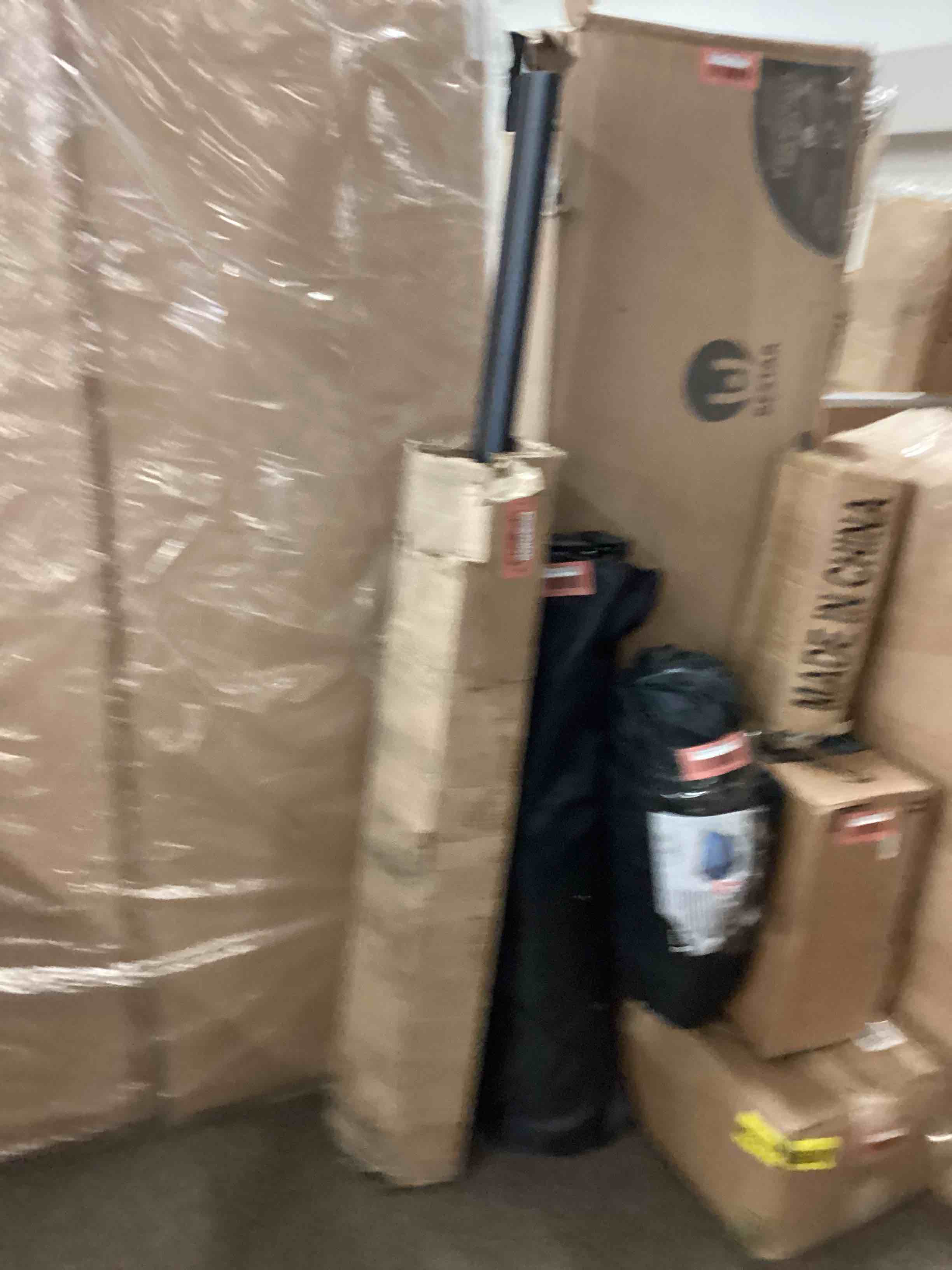 https://s3.amazonaws.com/lotting-images-prod/phillipi/RED4131900_1700074096497.jpeg