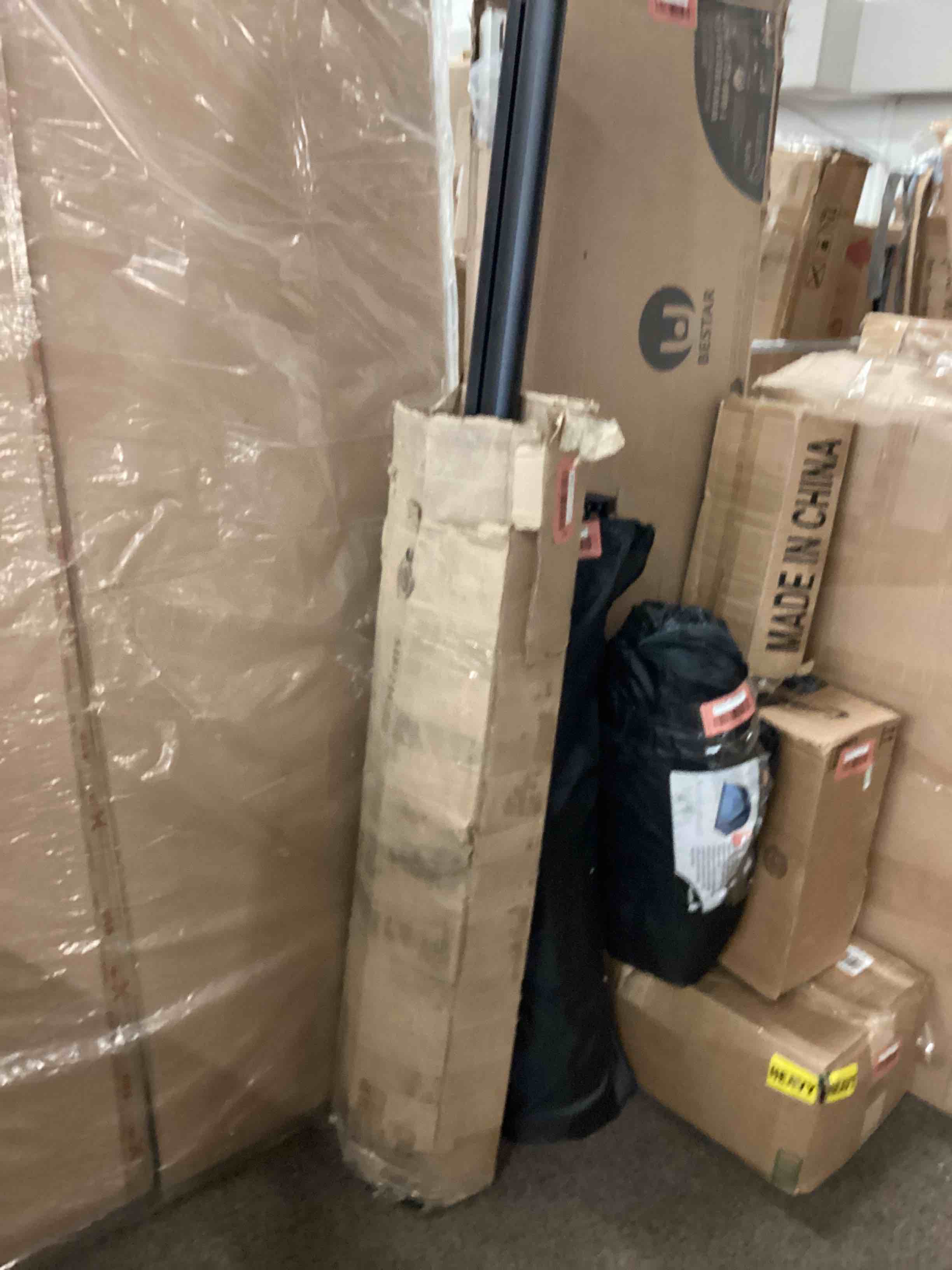 https://s3.amazonaws.com/lotting-images-prod/phillipi/RED4131900_1700074098641.jpeg