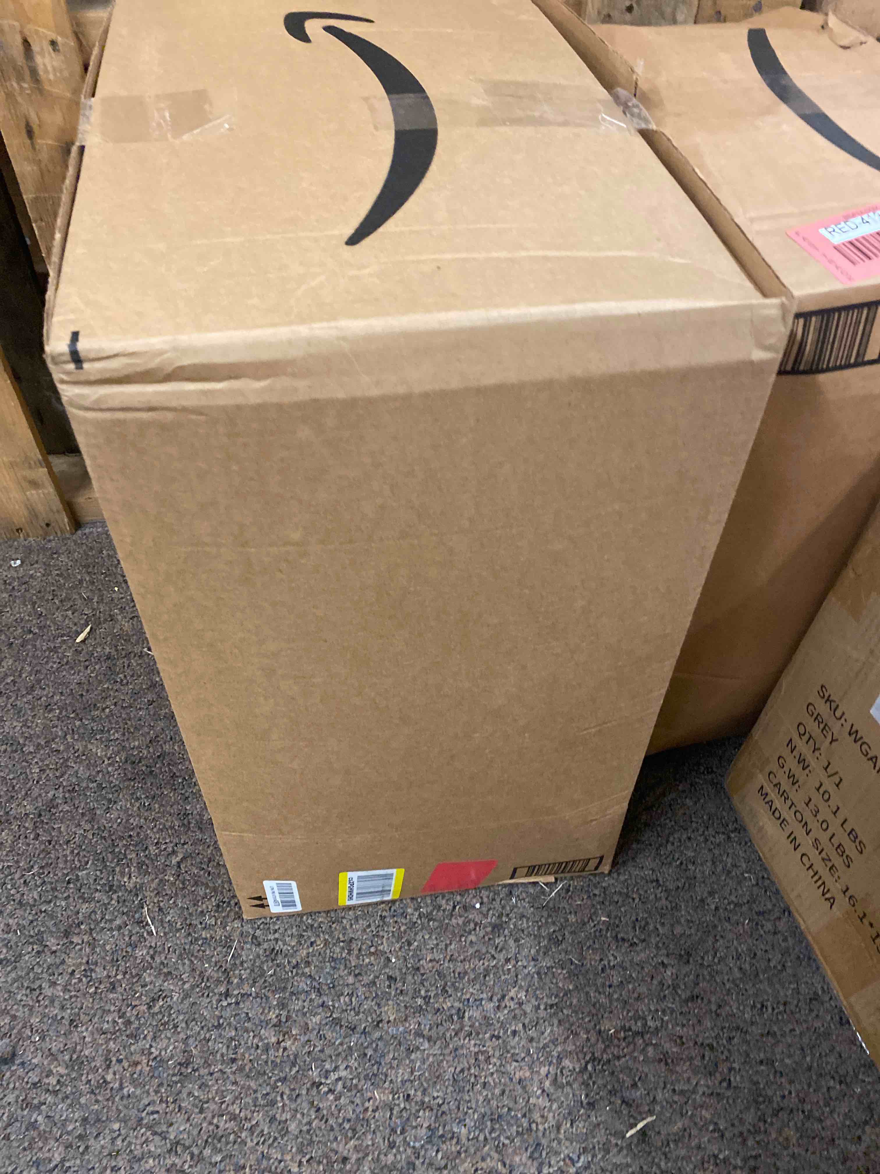 https://s3.amazonaws.com/lotting-images-prod/phillipi/RED4132473_1700574009491.jpeg