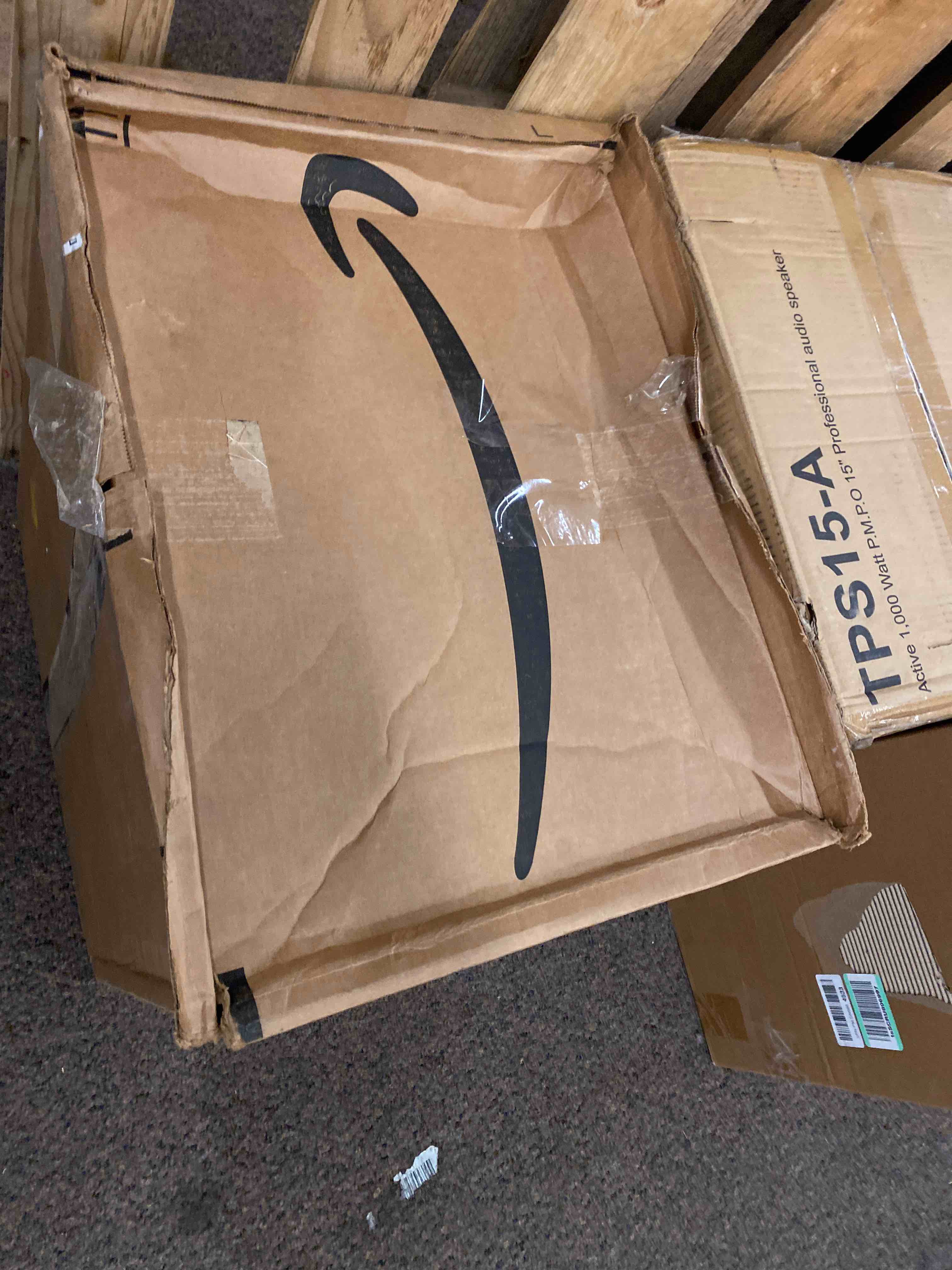https://s3.amazonaws.com/lotting-images-prod/phillipi/RED4132485_1700577711471.jpeg