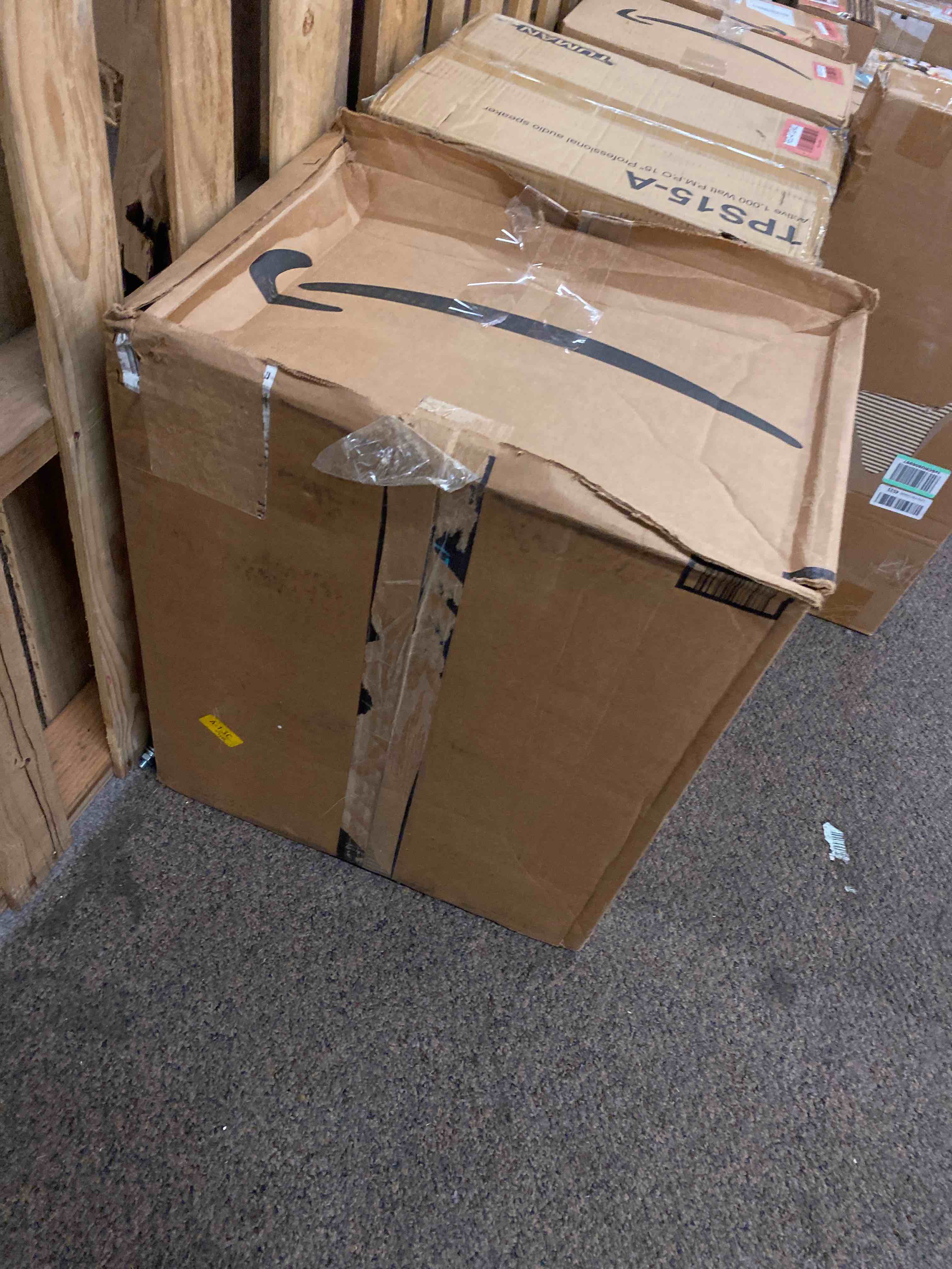 https://s3.amazonaws.com/lotting-images-prod/phillipi/RED4132485_1700577712937.jpeg