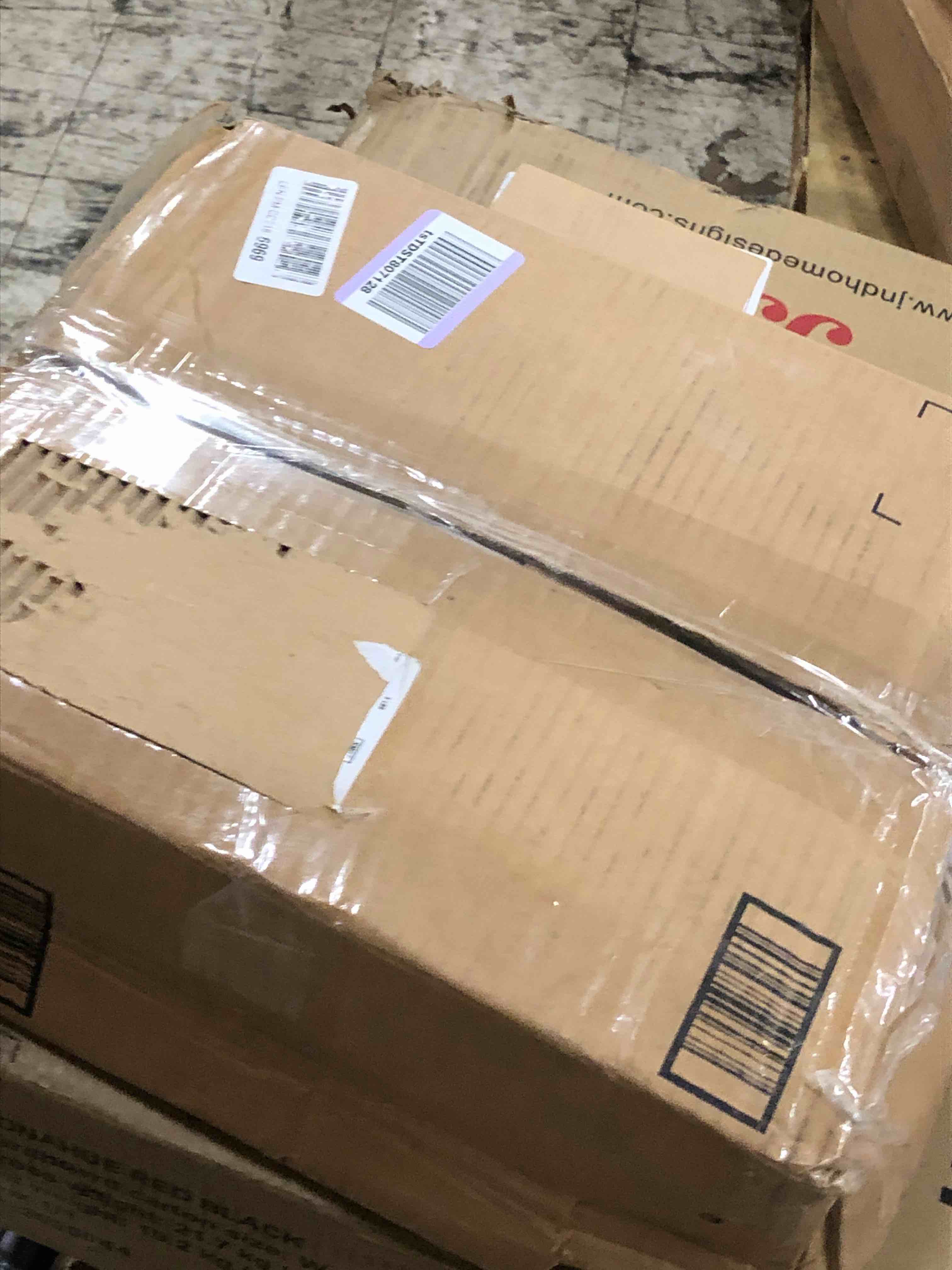 https://s3.amazonaws.com/lotting-images-prod/phillipi/RED4134434_1706734065692.jpeg