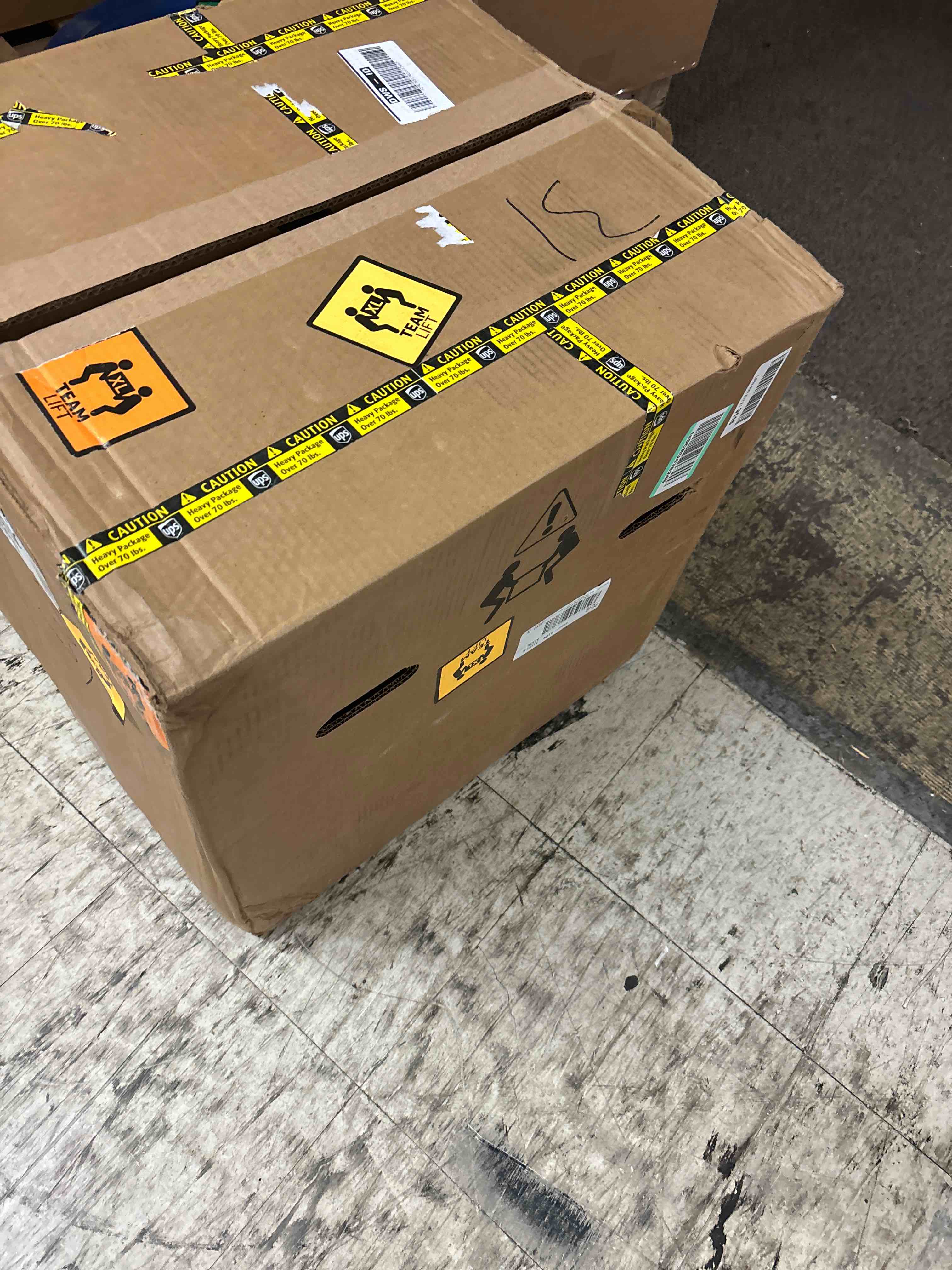 https://s3.amazonaws.com/lotting-images-prod/phillipi/RED4134648_1705009303464.jpeg