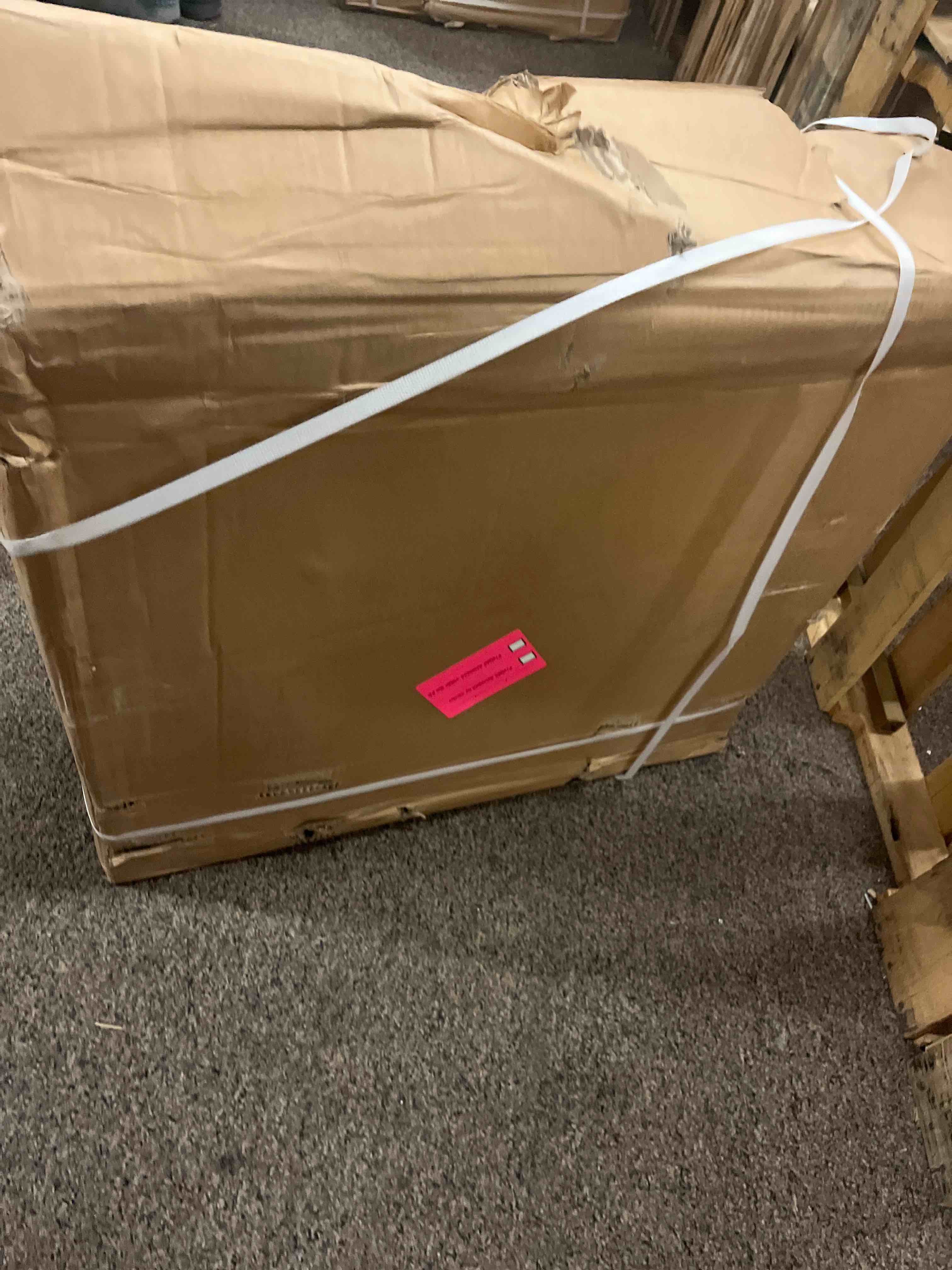 https://s3.amazonaws.com/lotting-images-prod/phillipi/RED4134728_1705431482672.jpeg