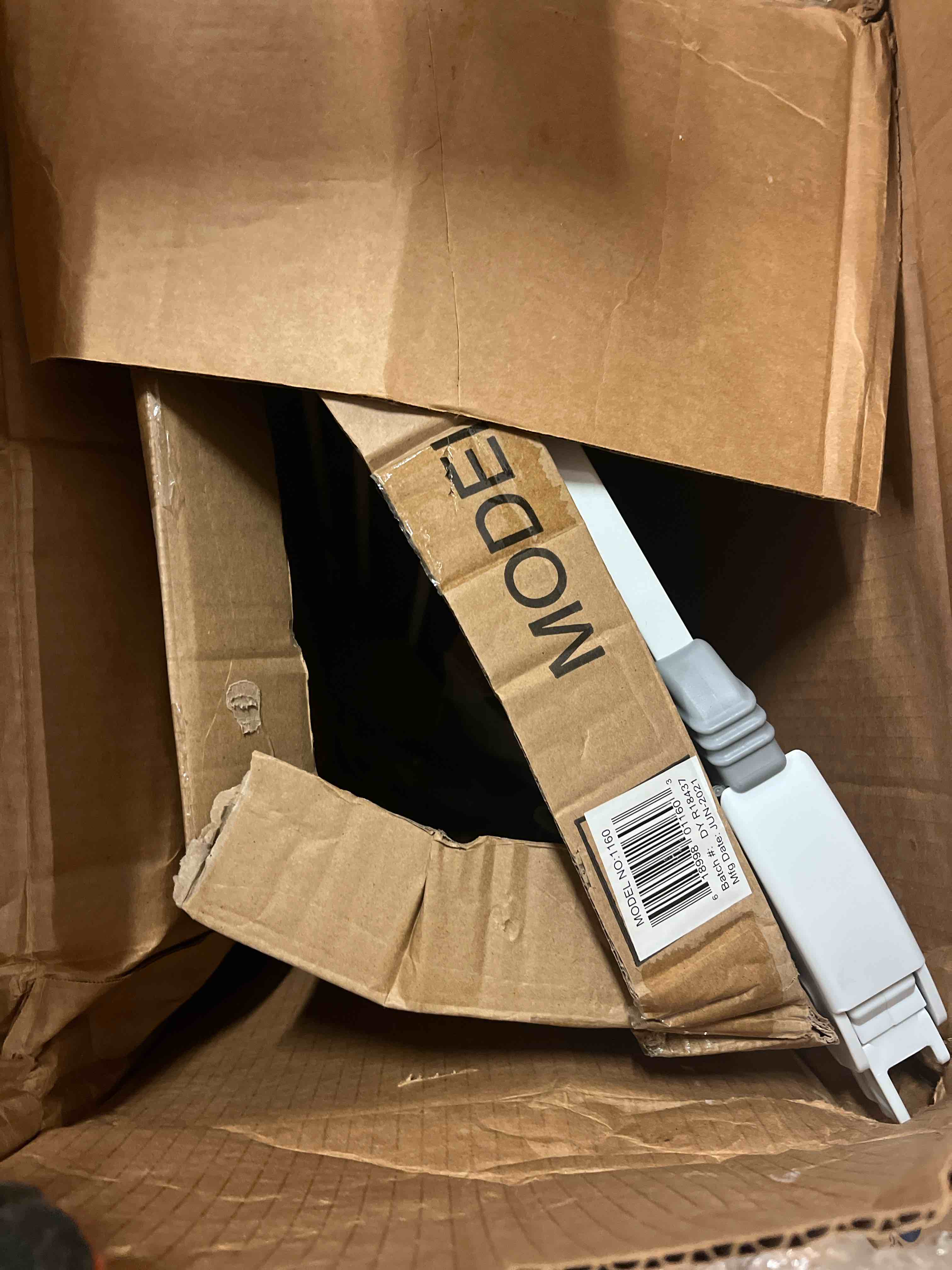 https://s3.amazonaws.com/lotting-images-prod/phillipi/RED4134757_1705435131158.jpeg