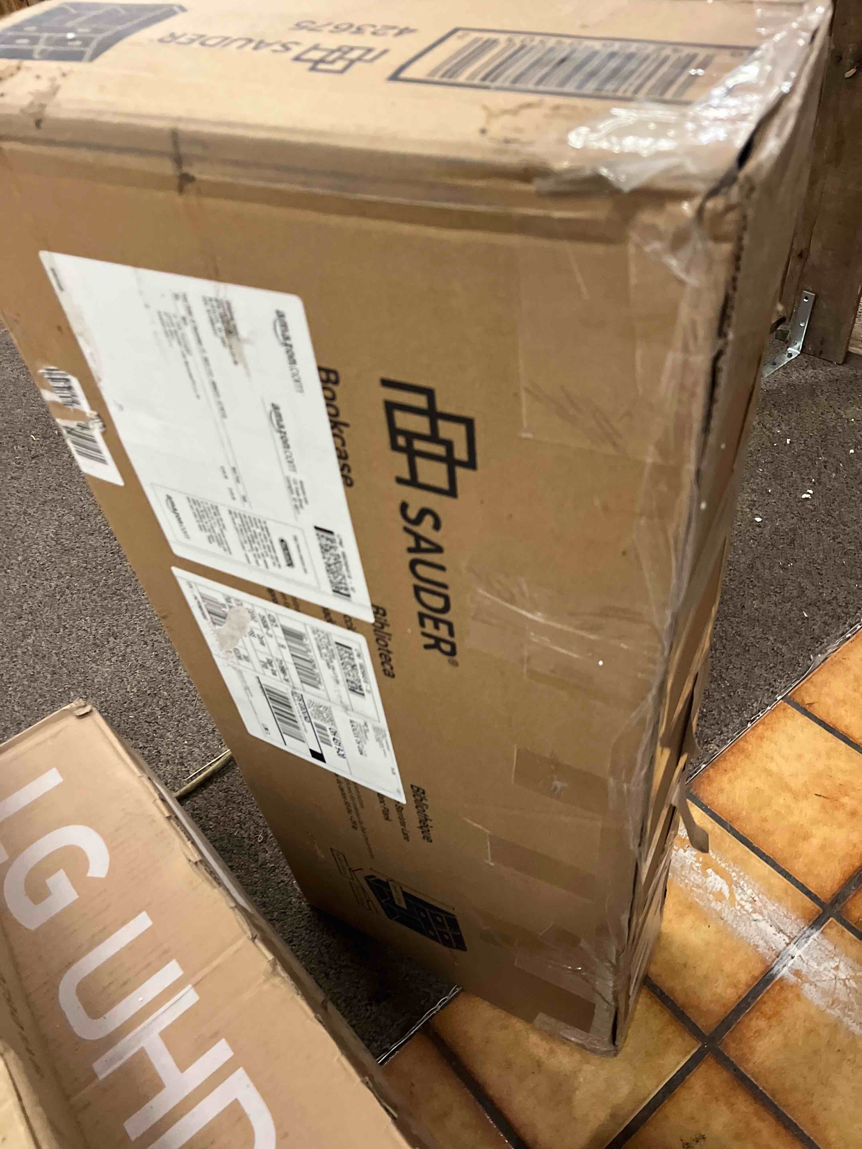 https://s3.amazonaws.com/lotting-images-prod/phillipi/RED4134785_1705443692617.jpeg
