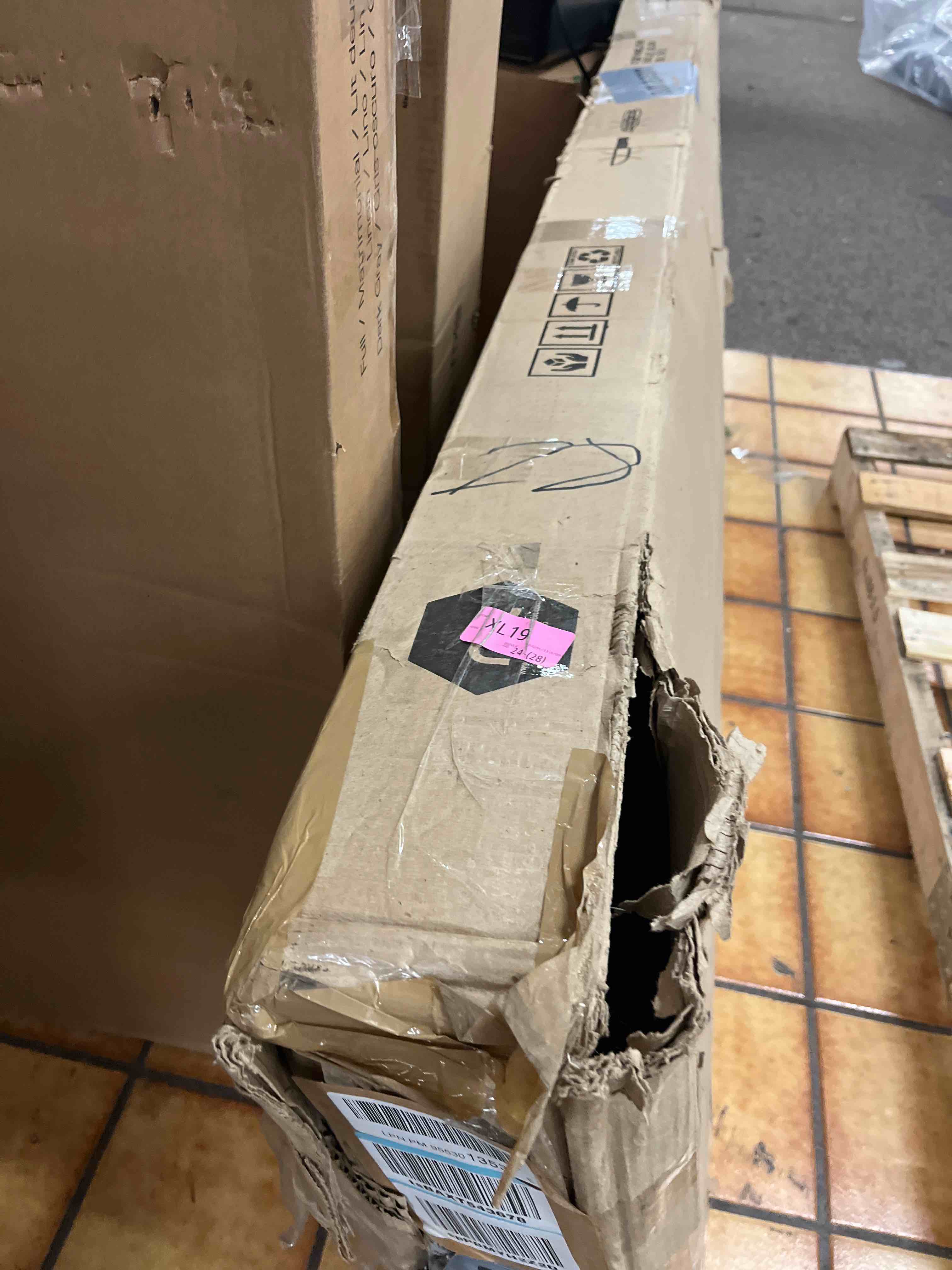 https://s3.amazonaws.com/lotting-images-prod/phillipi/RED4134817_1705444175344.jpeg