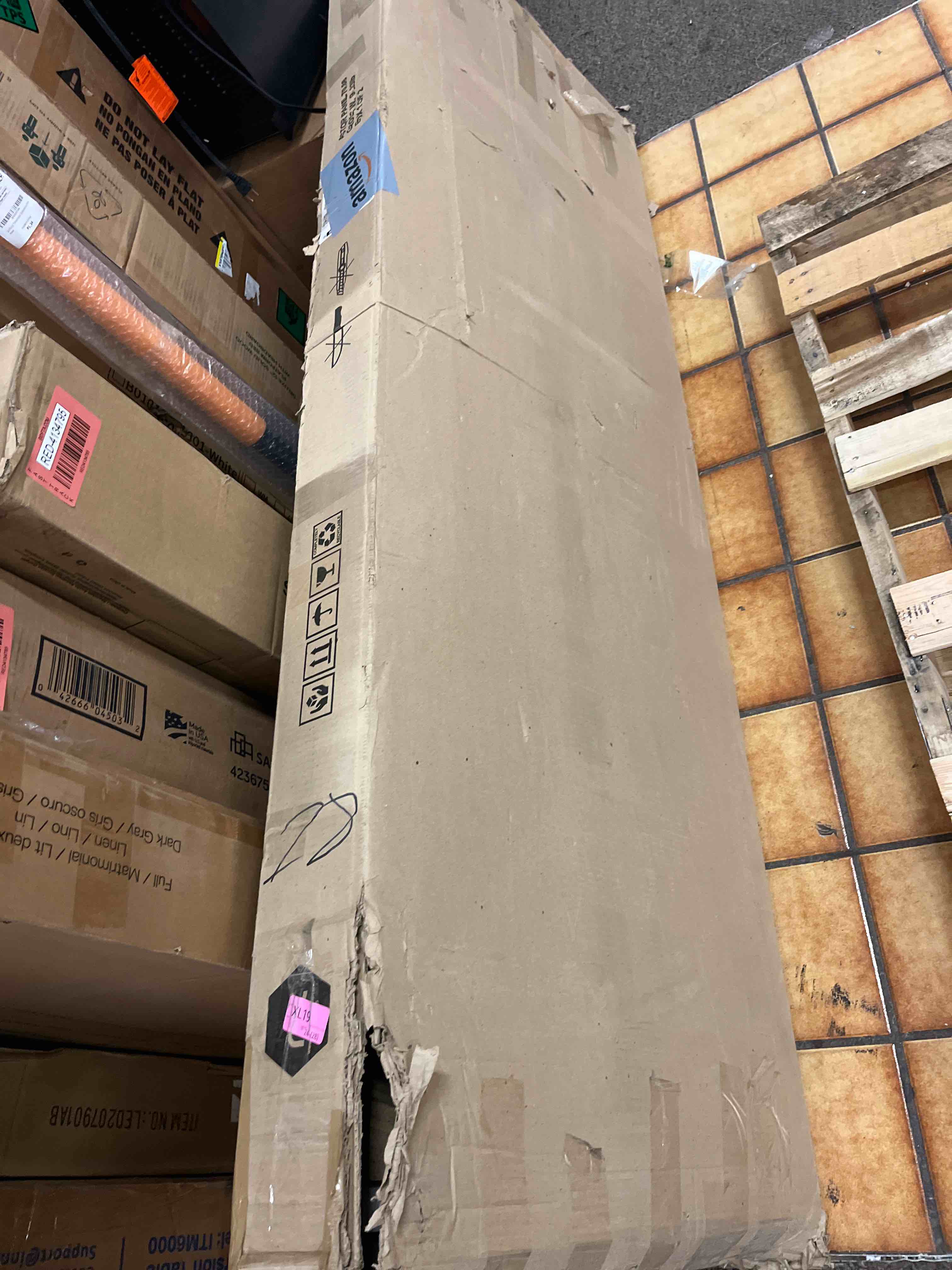 https://s3.amazonaws.com/lotting-images-prod/phillipi/RED4134817_1705444177783.jpeg