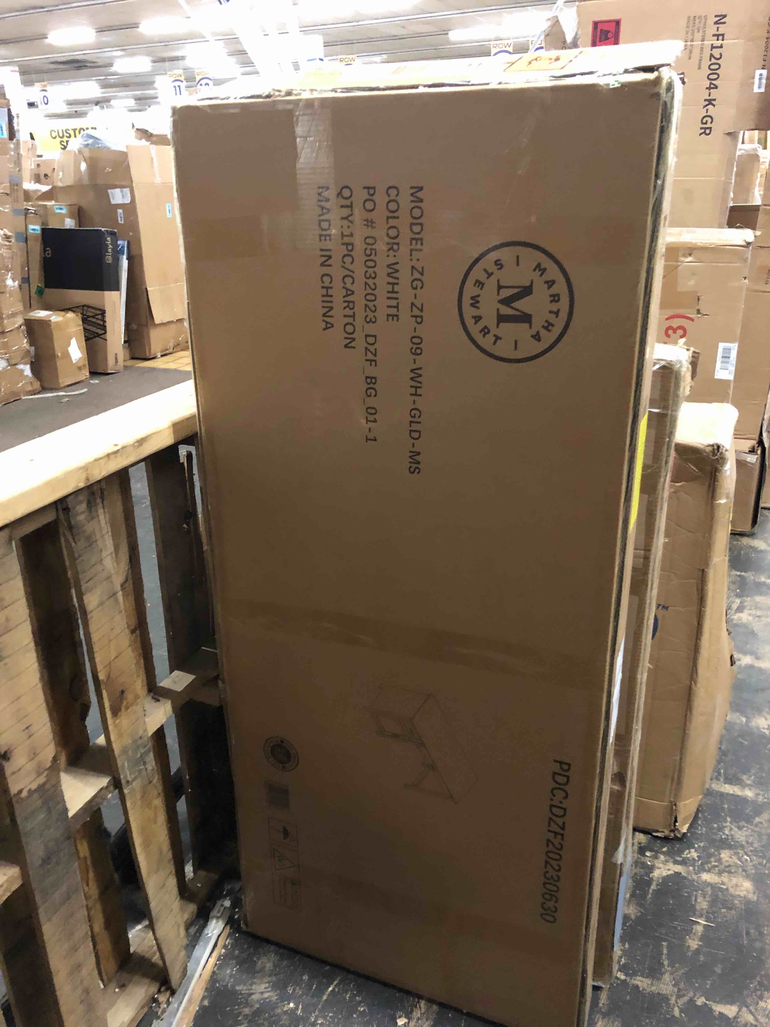 https://s3.amazonaws.com/lotting-images-prod/phillipi/RED4135332_1706739722702.jpeg