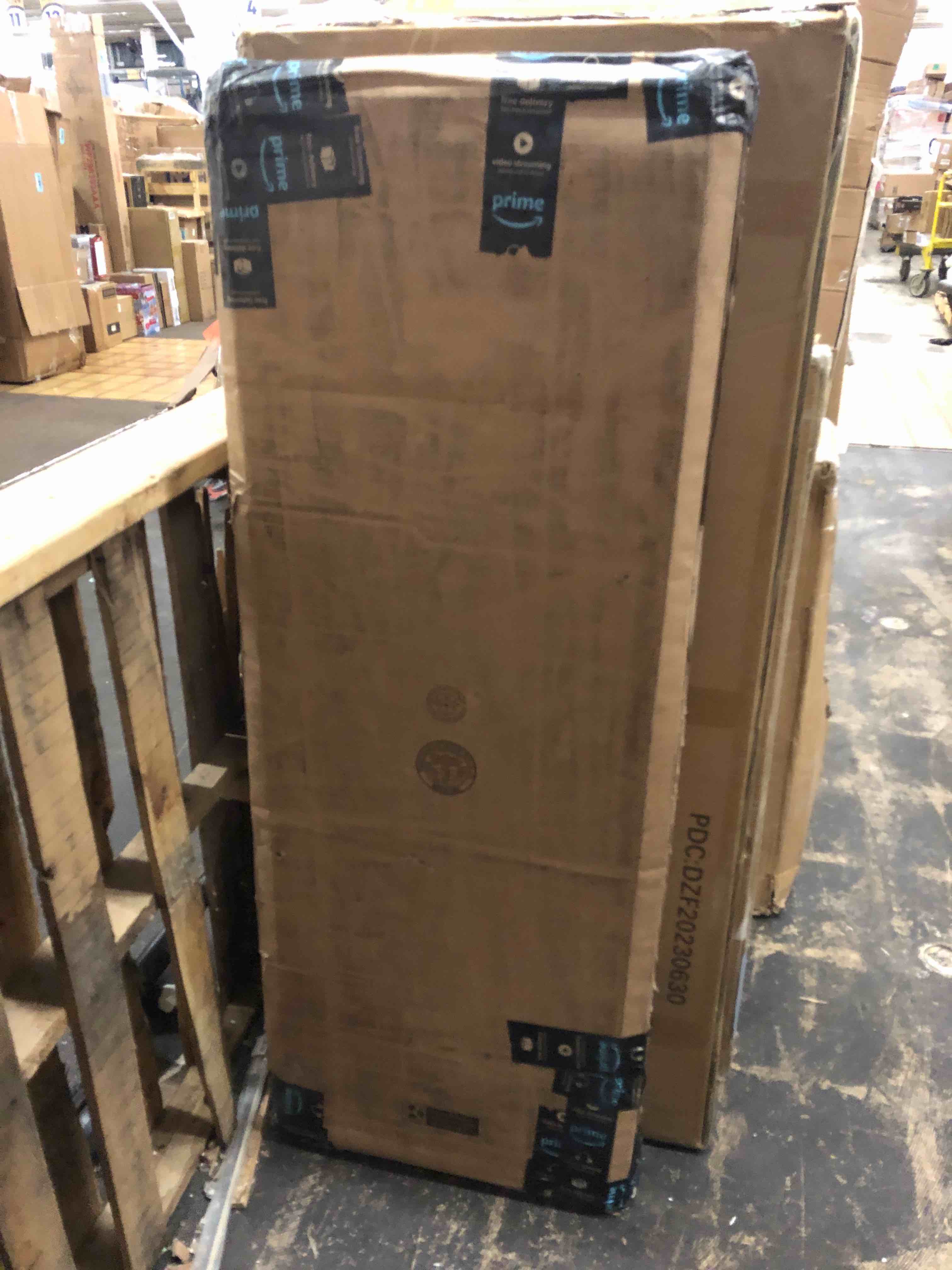 https://s3.amazonaws.com/lotting-images-prod/phillipi/RED4135333_1706739784984.jpeg