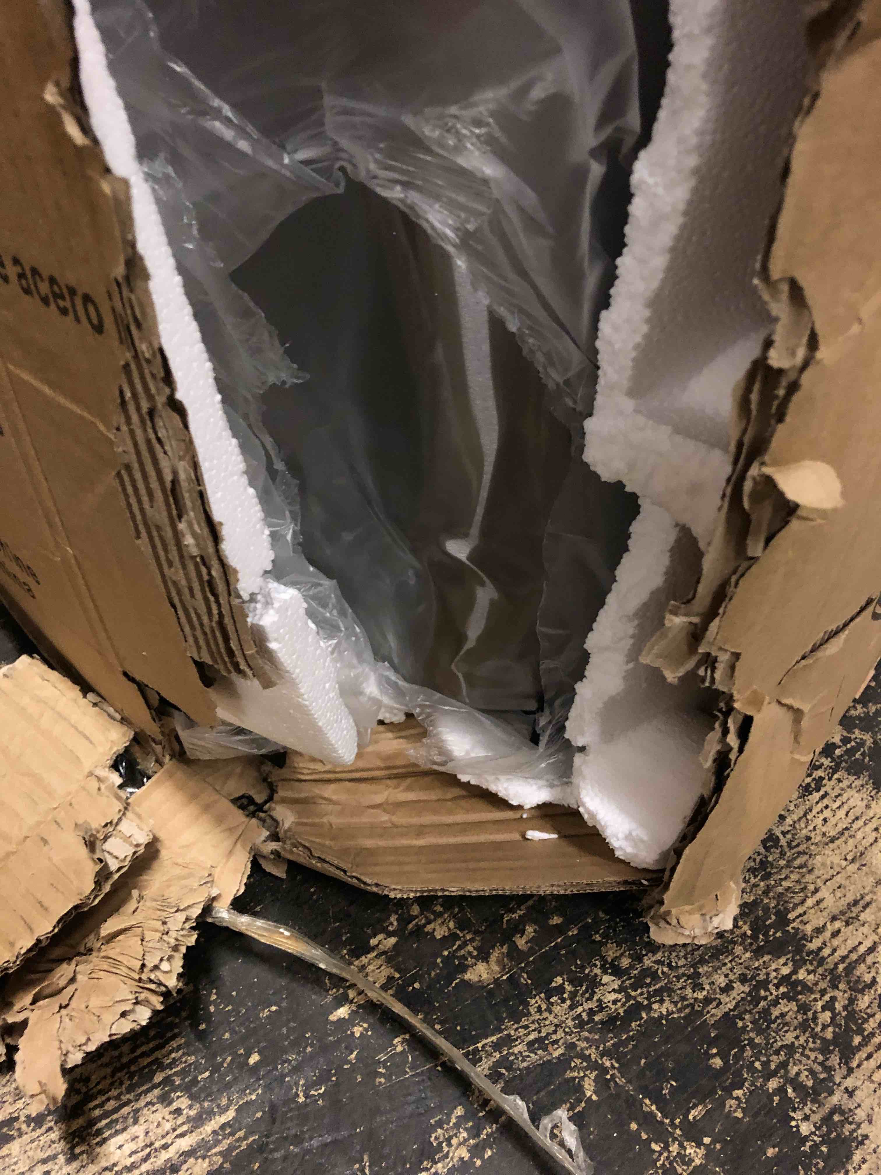 https://s3.amazonaws.com/lotting-images-prod/phillipi/RED4135341_1706743077923.jpeg