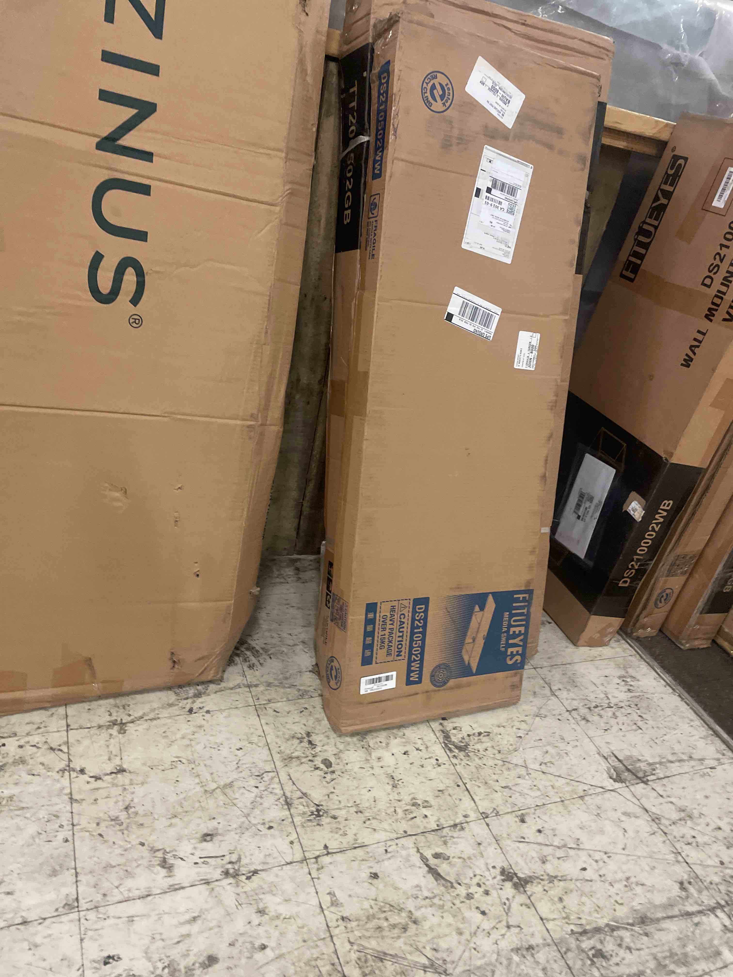 https://s3.amazonaws.com/lotting-images-prod/phillipi/RED4248968_1685048909666.jpeg