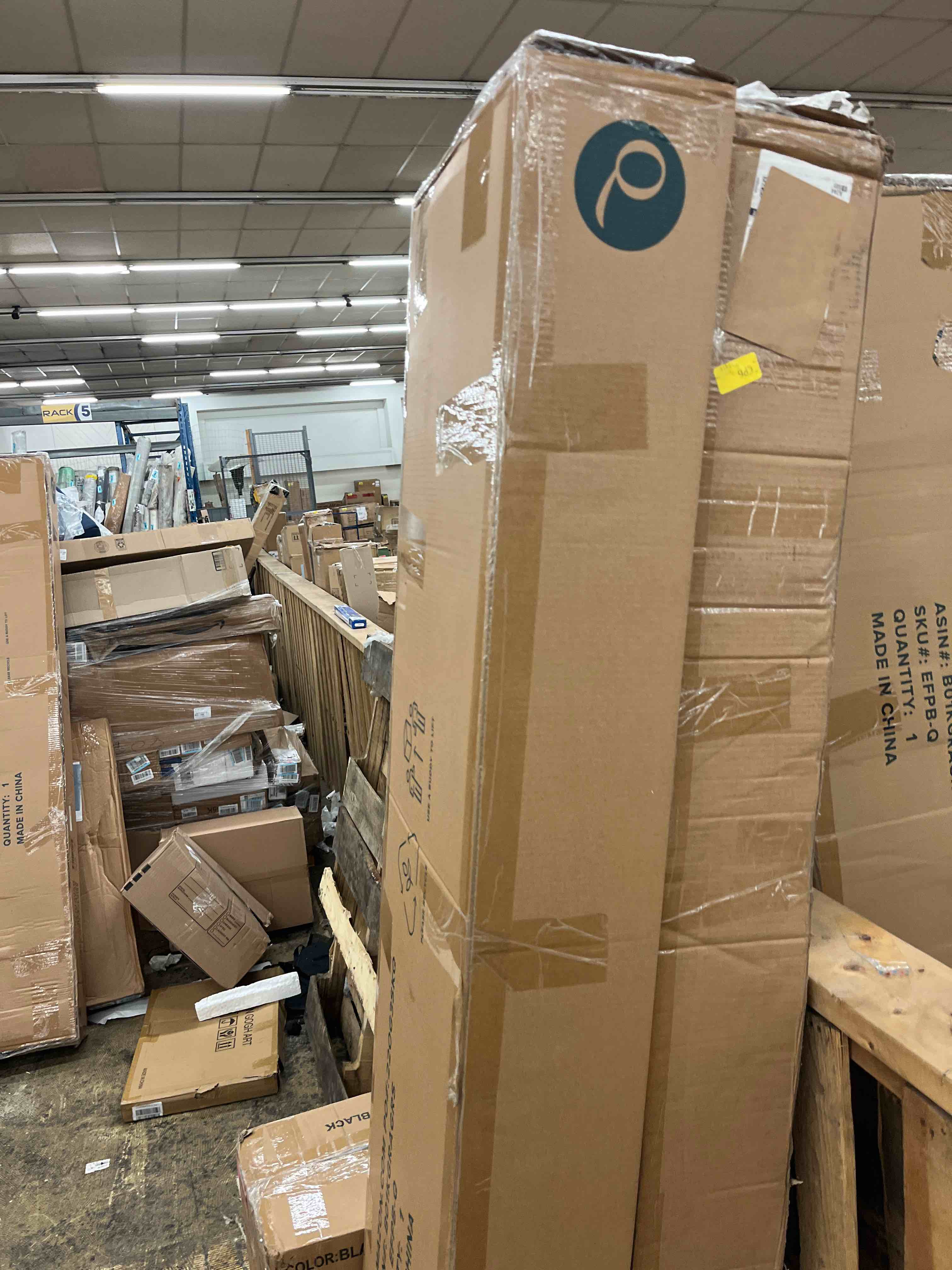 https://s3.amazonaws.com/lotting-images-prod/phillipi/RED4439285_1729871706521.jpeg