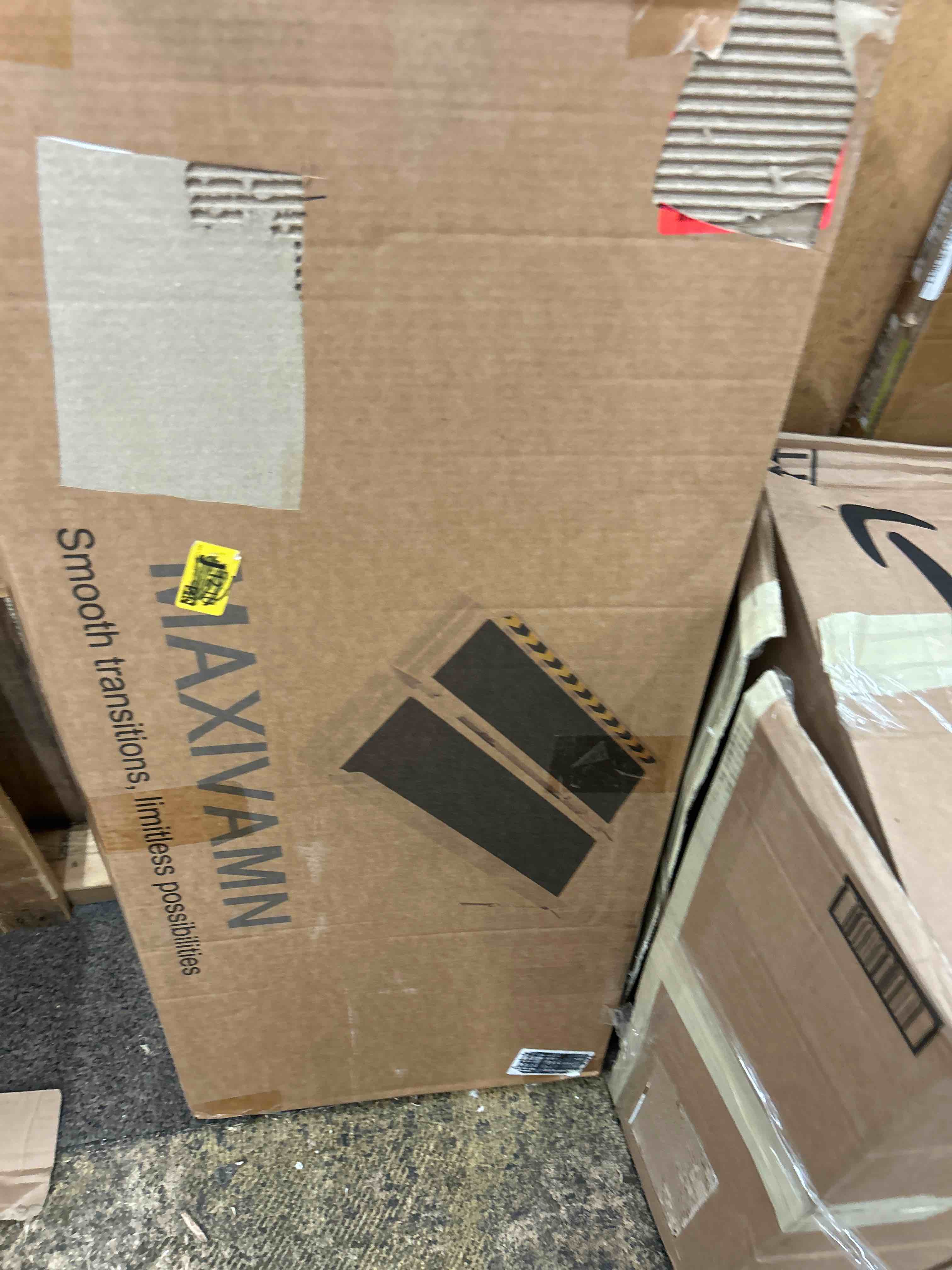 https://s3.amazonaws.com/lotting-images-prod/phillipi/RED4439309_1729873788508.jpeg