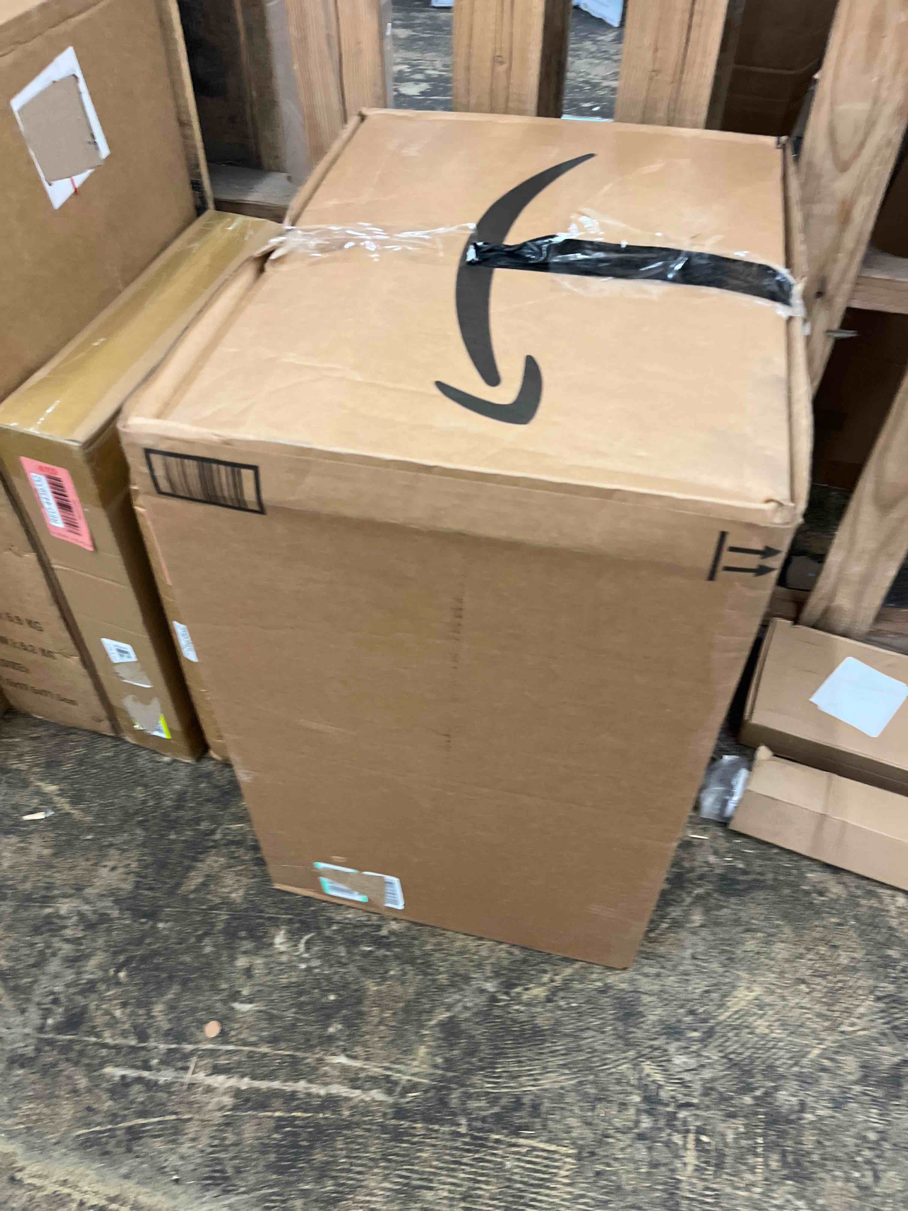 https://s3.amazonaws.com/lotting-images-prod/phillipi/RED4439329_1729873837357.jpeg