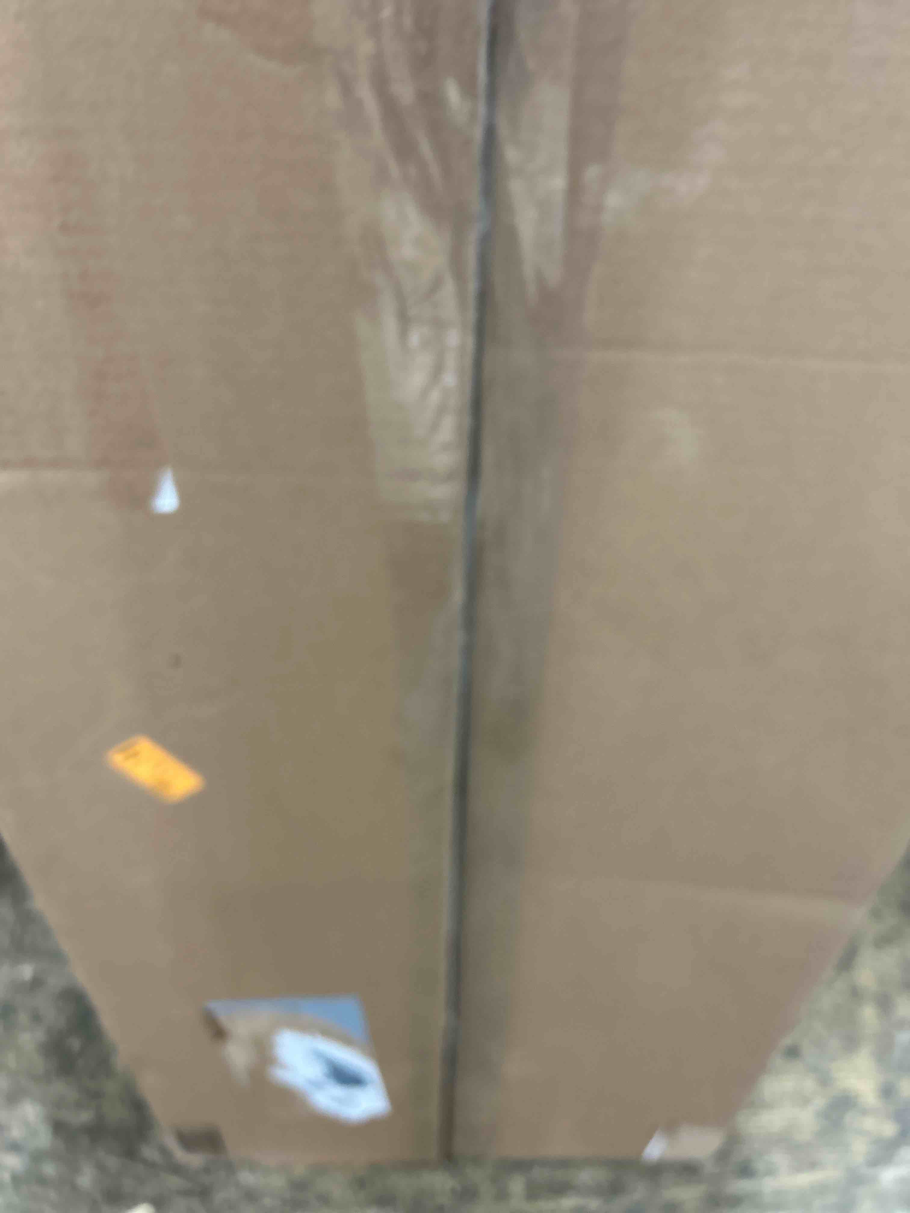 https://s3.amazonaws.com/lotting-images-prod/phillipi/RED4439335_1729874526104.jpeg
