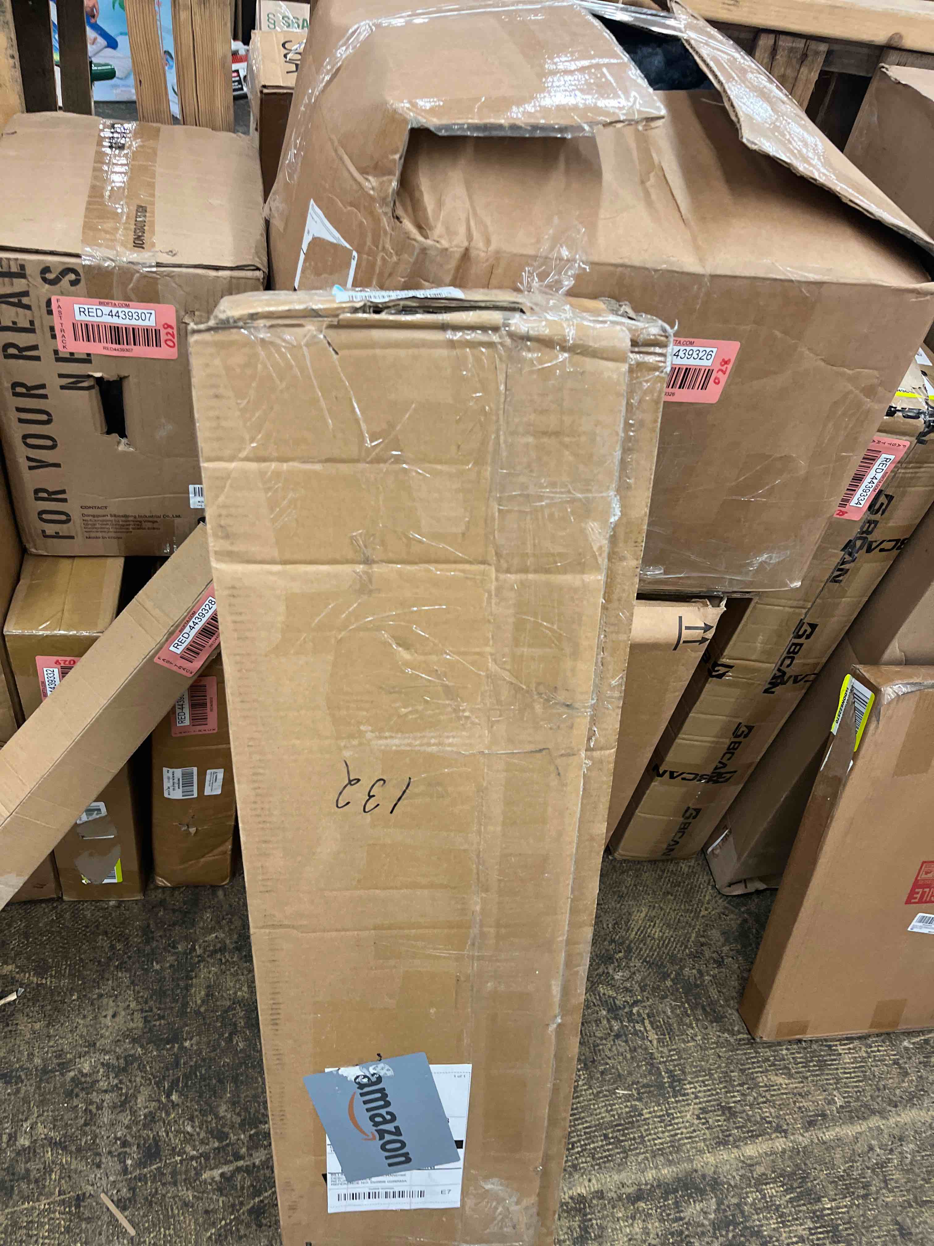 https://s3.amazonaws.com/lotting-images-prod/phillipi/RED4439336_1729874726825.jpeg