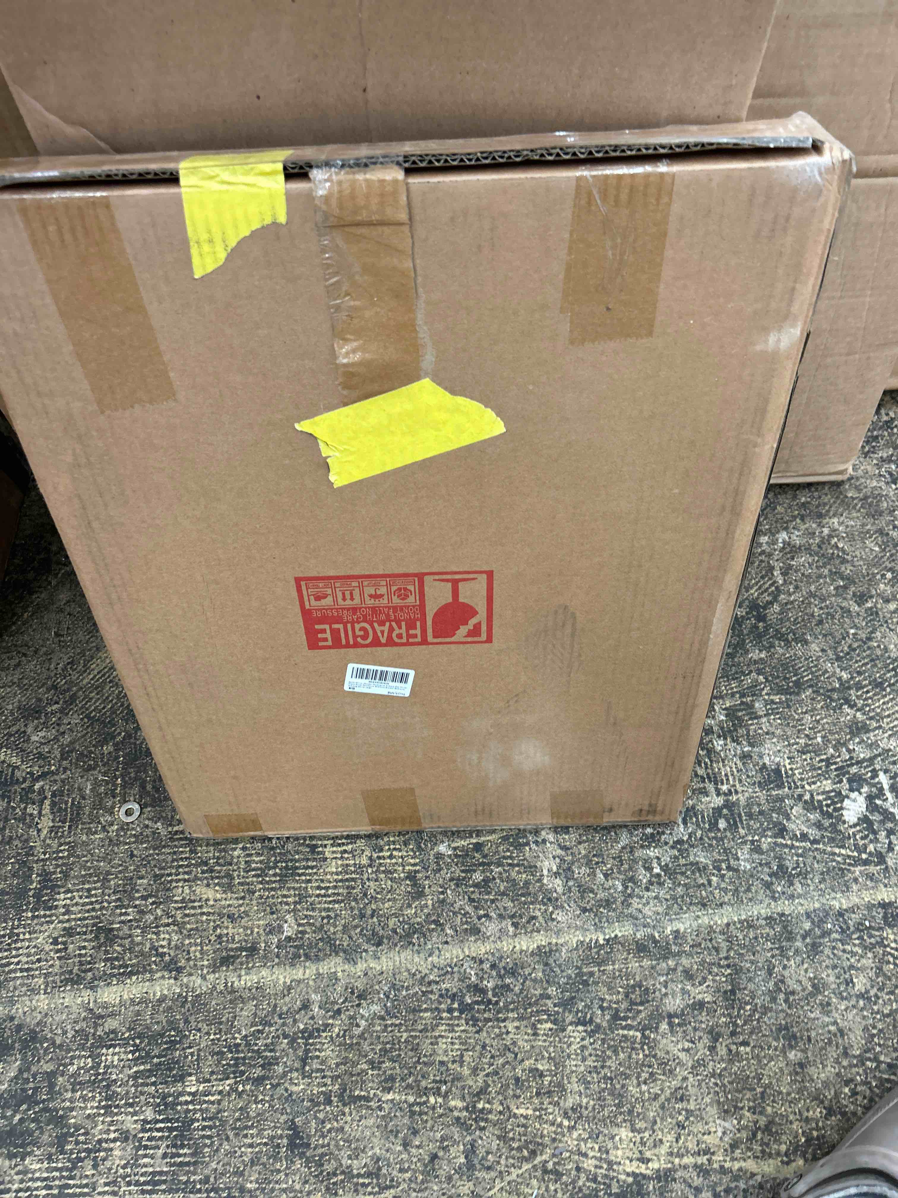 https://s3.amazonaws.com/lotting-images-prod/phillipi/RED4439337_1729874700187.jpeg