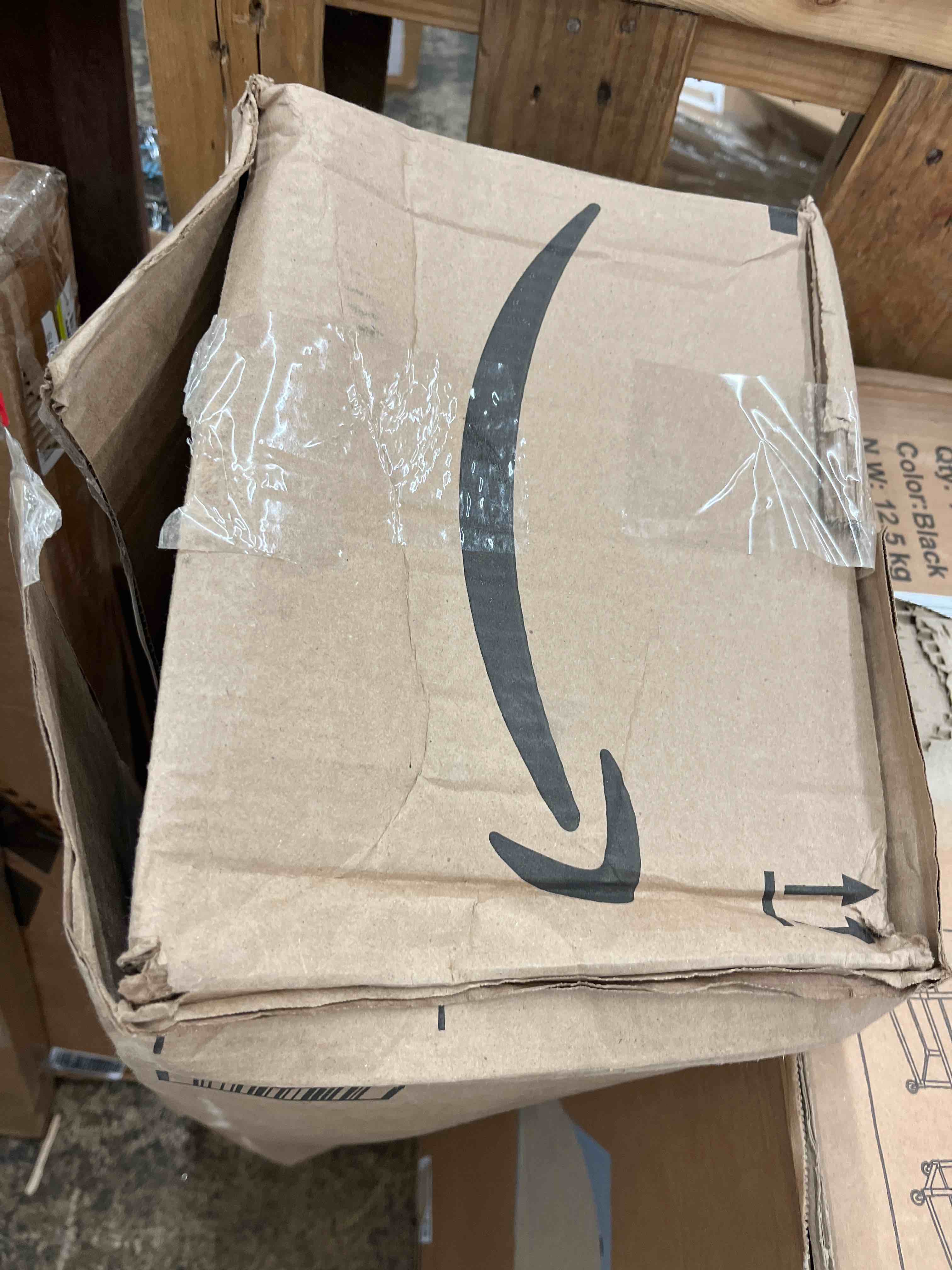 https://s3.amazonaws.com/lotting-images-prod/phillipi/RED4439339_1729874920817.jpeg