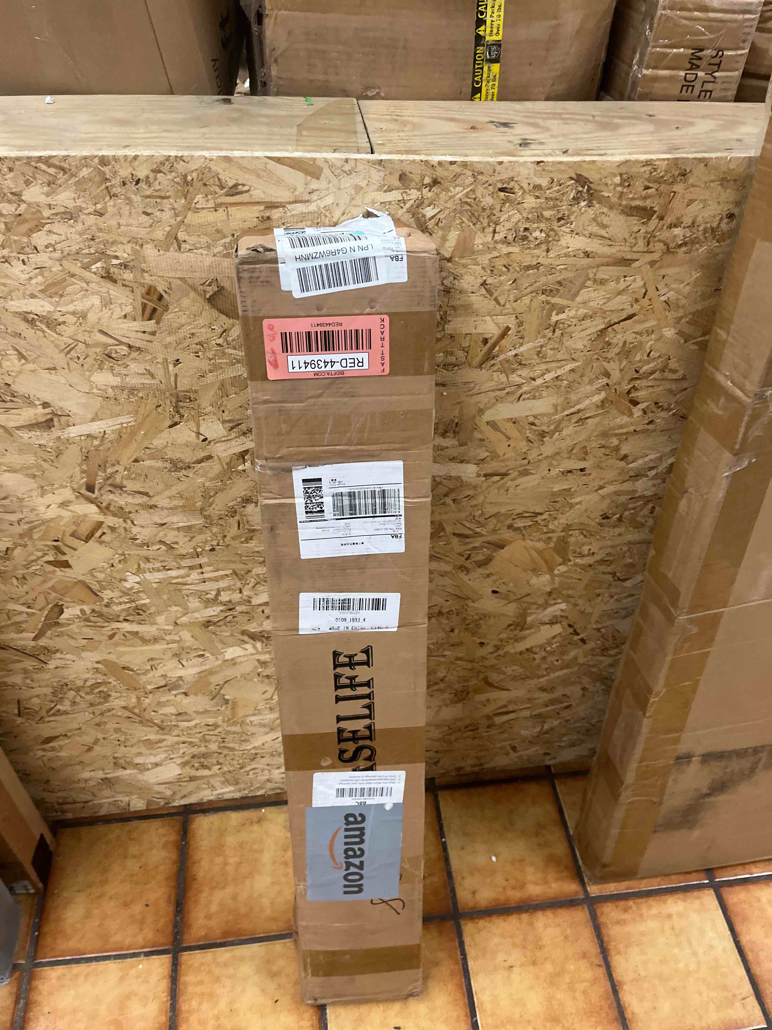 https://s3.amazonaws.com/lotting-images-prod/phillipi/RED4439411_1730450383428.jpeg