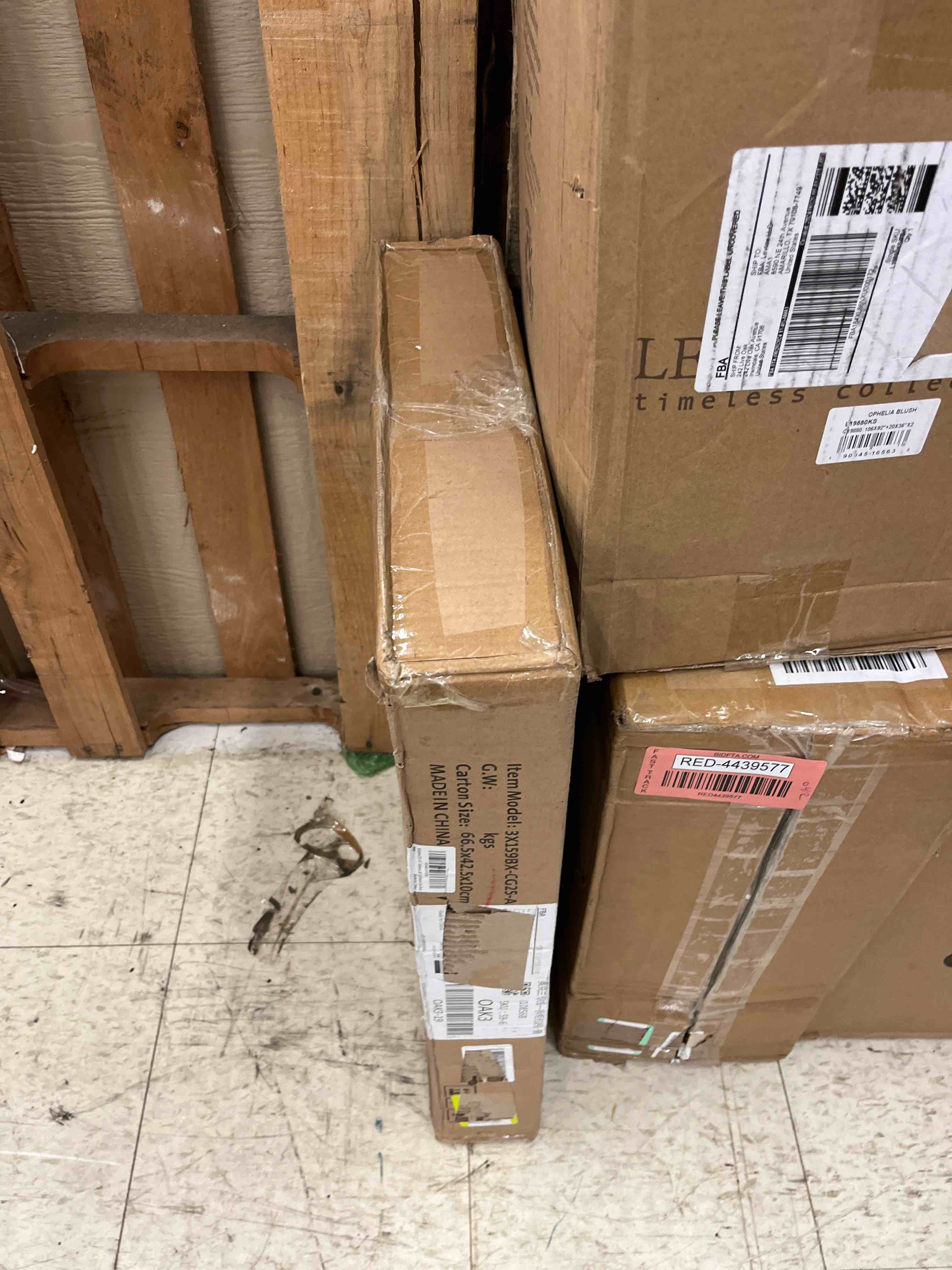 https://s3.amazonaws.com/lotting-images-prod/phillipi/RED4439579_1730300098978.jpeg