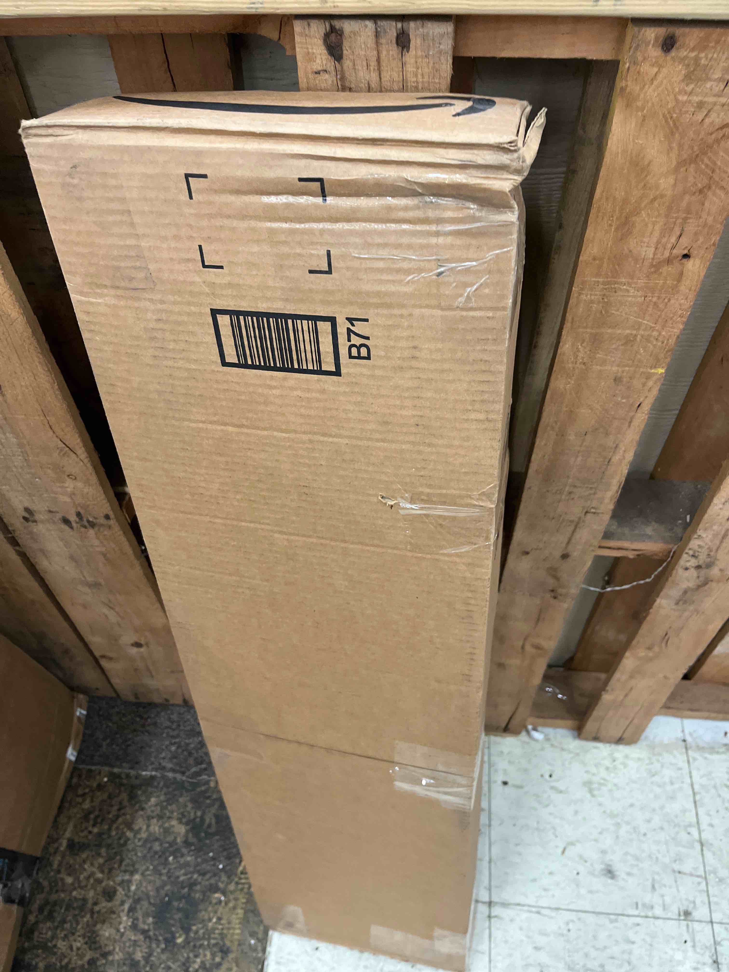 https://s3.amazonaws.com/lotting-images-prod/phillipi/RED4439590_1730298073654.jpeg