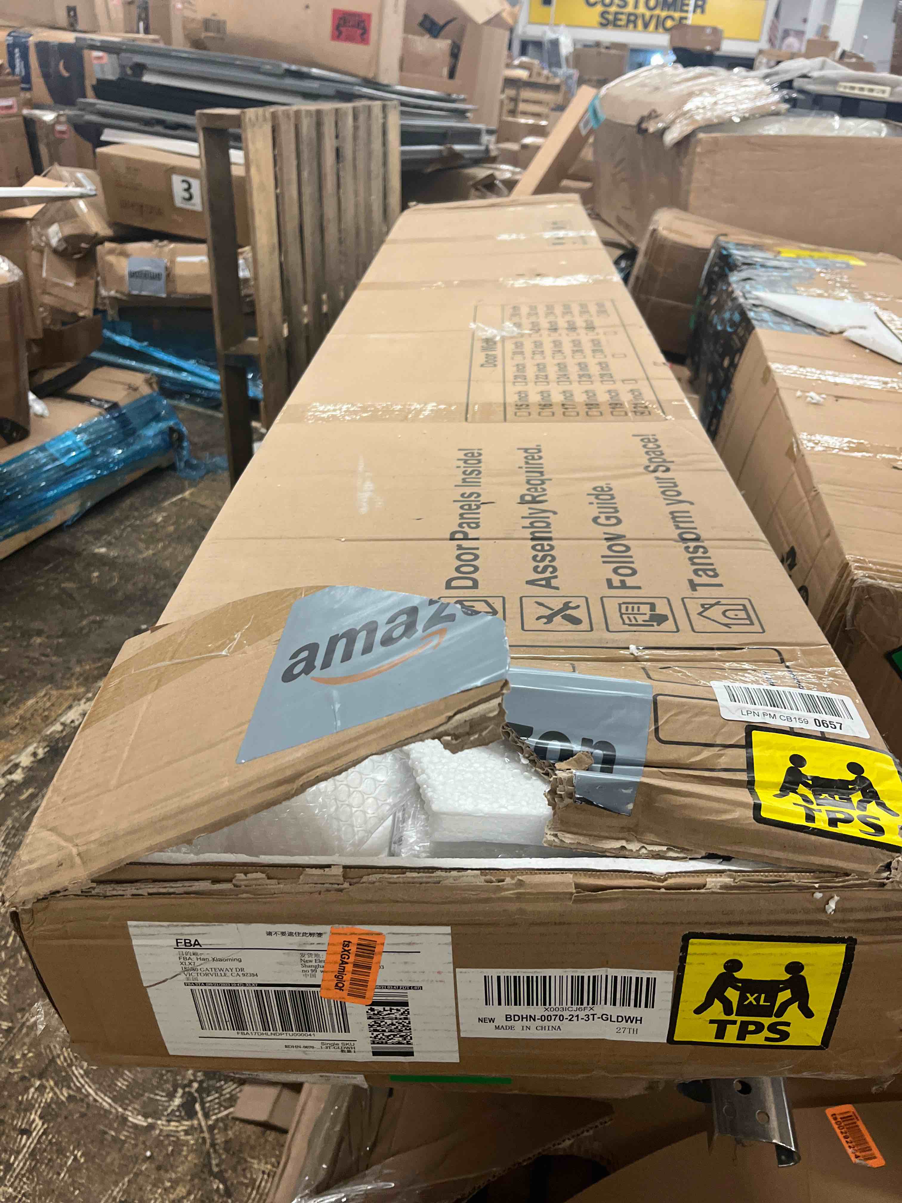 https://s3.amazonaws.com/lotting-images-prod/phillipi/RED4439728_1730443657838.jpeg