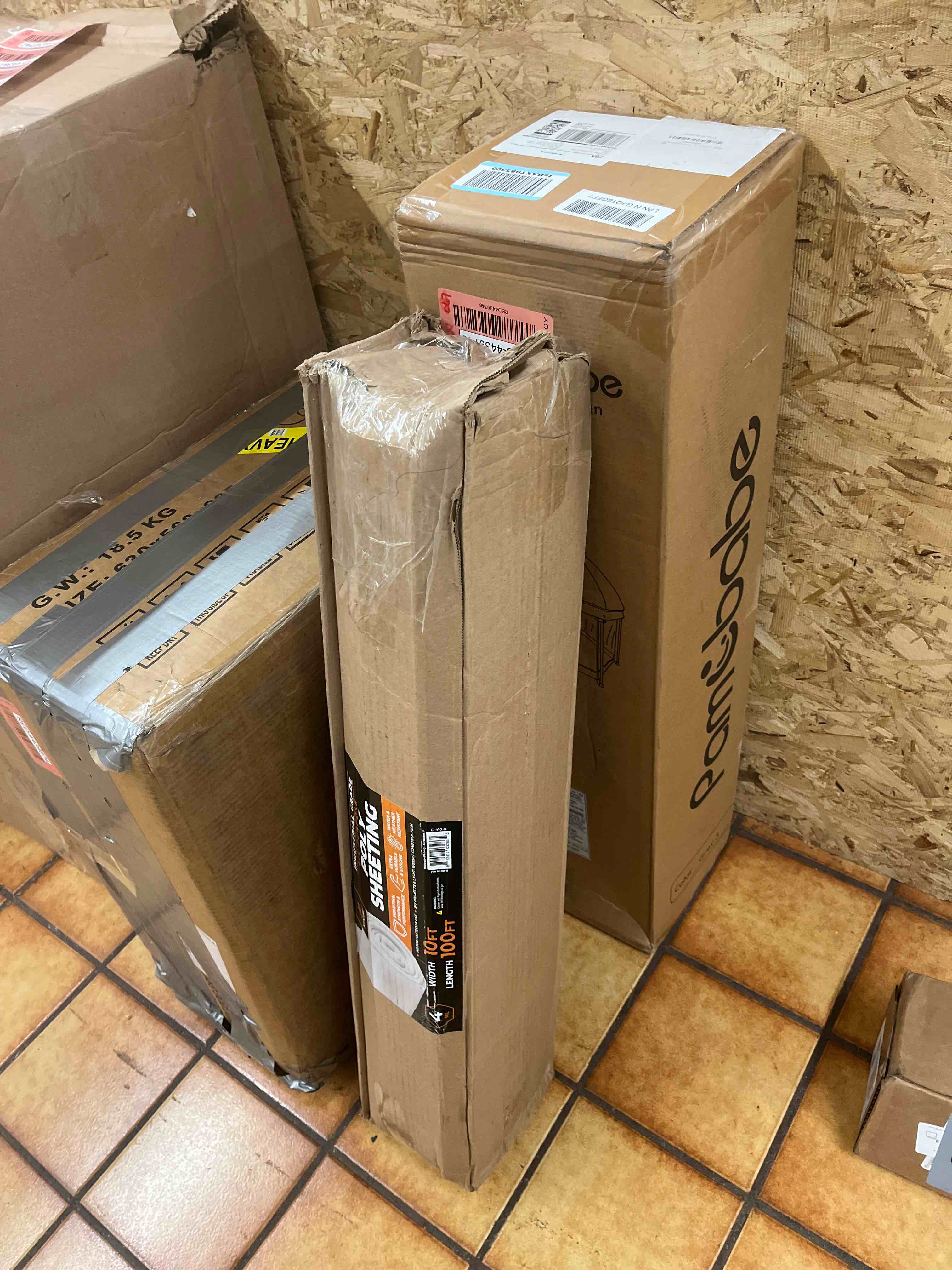 https://s3.amazonaws.com/lotting-images-prod/phillipi/RED4439747_1730451267944.jpeg