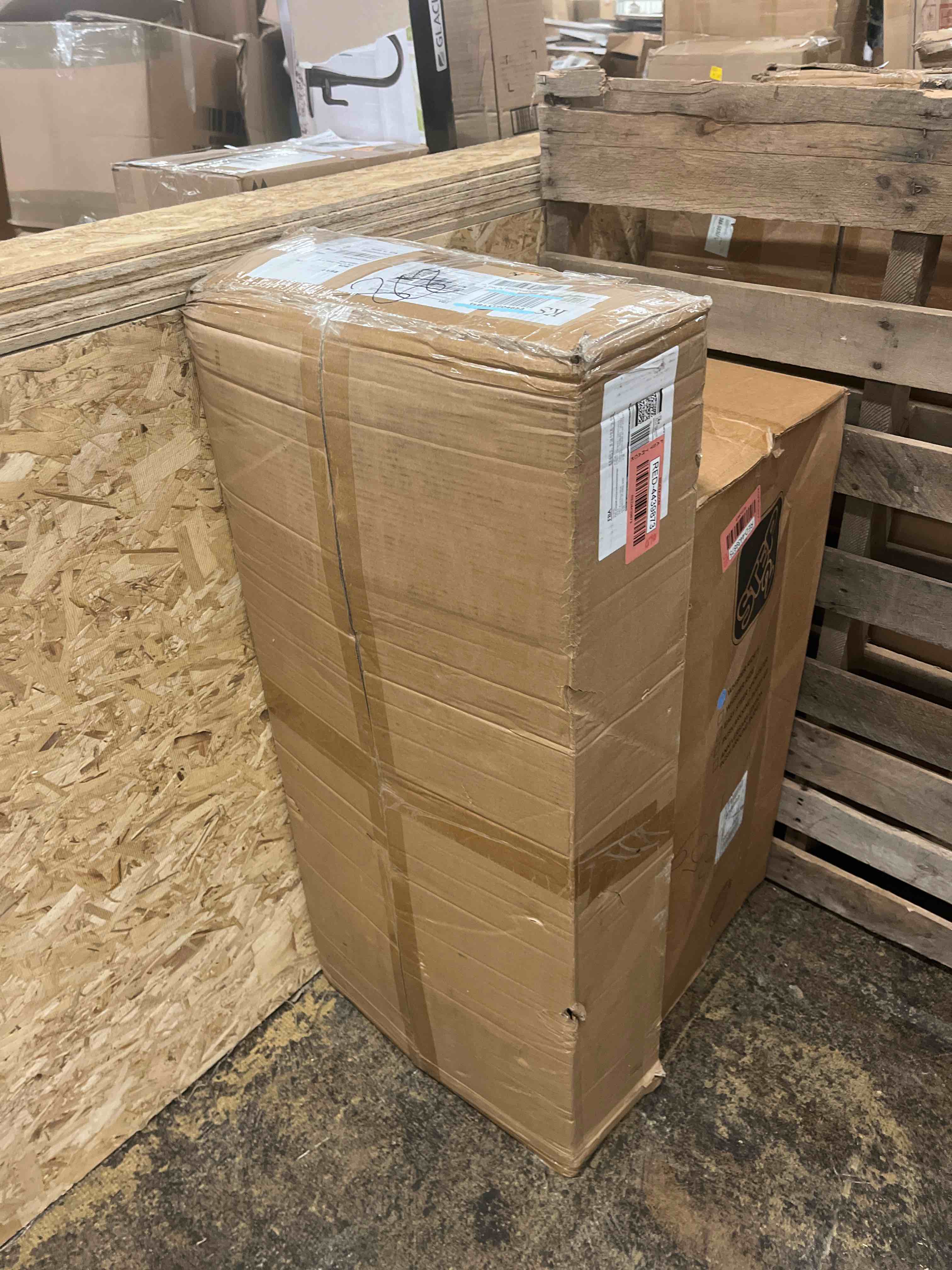 https://s3.amazonaws.com/lotting-images-prod/phillipi/RED4439873_1730452257467.jpeg