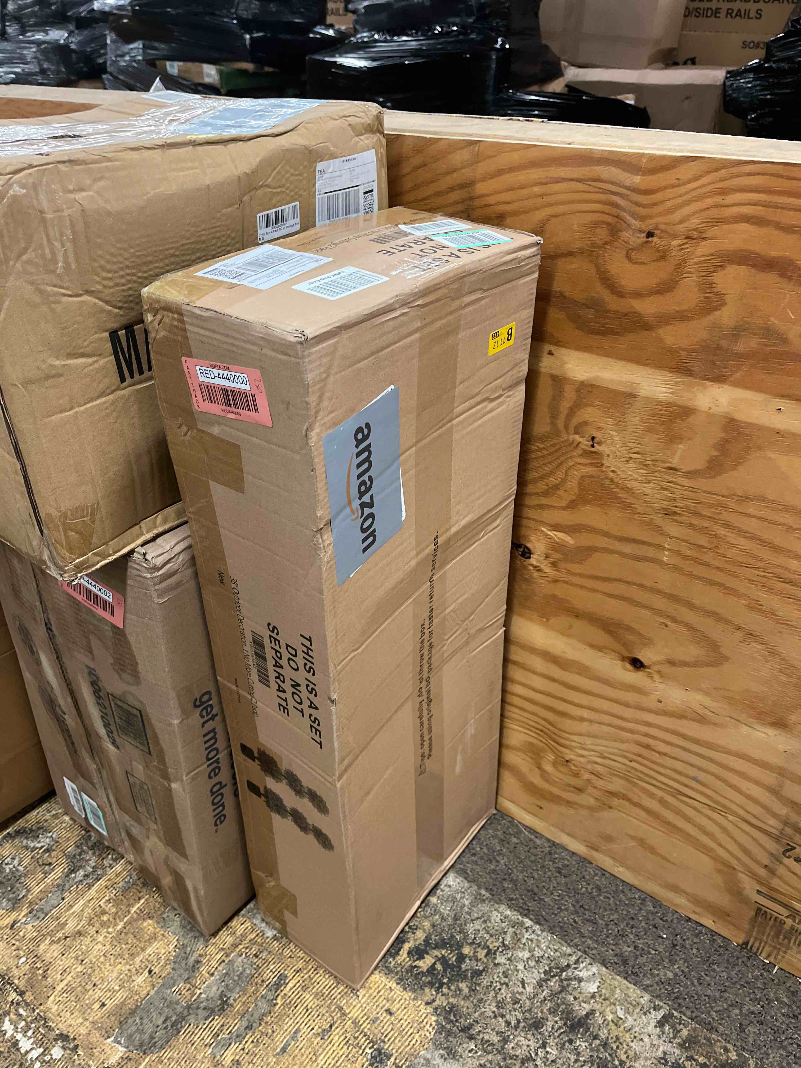 https://s3.amazonaws.com/lotting-images-prod/phillipi/RED4440000_1730811527773.jpeg