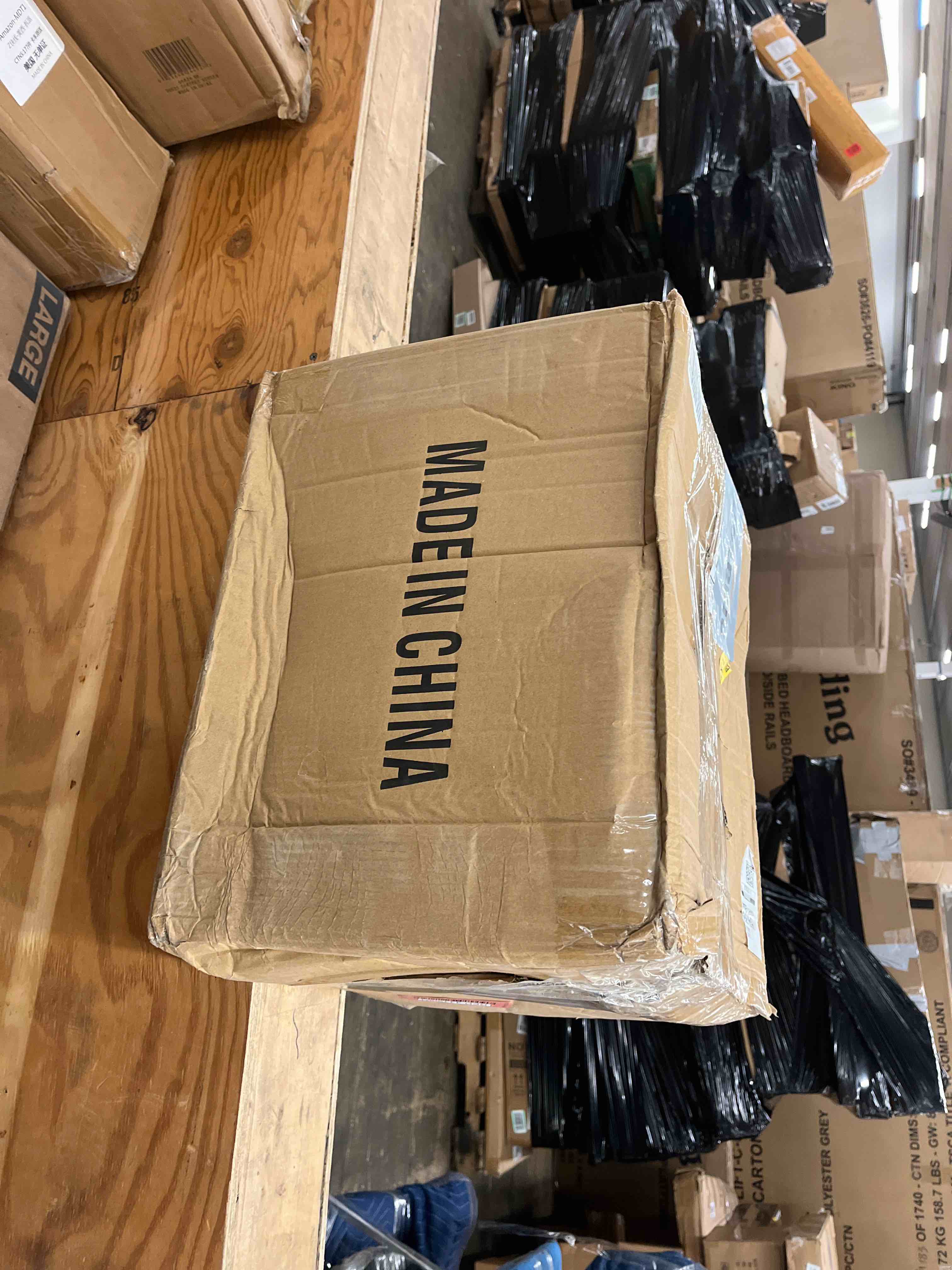 https://s3.amazonaws.com/lotting-images-prod/phillipi/RED4440001_1730811441175.jpeg